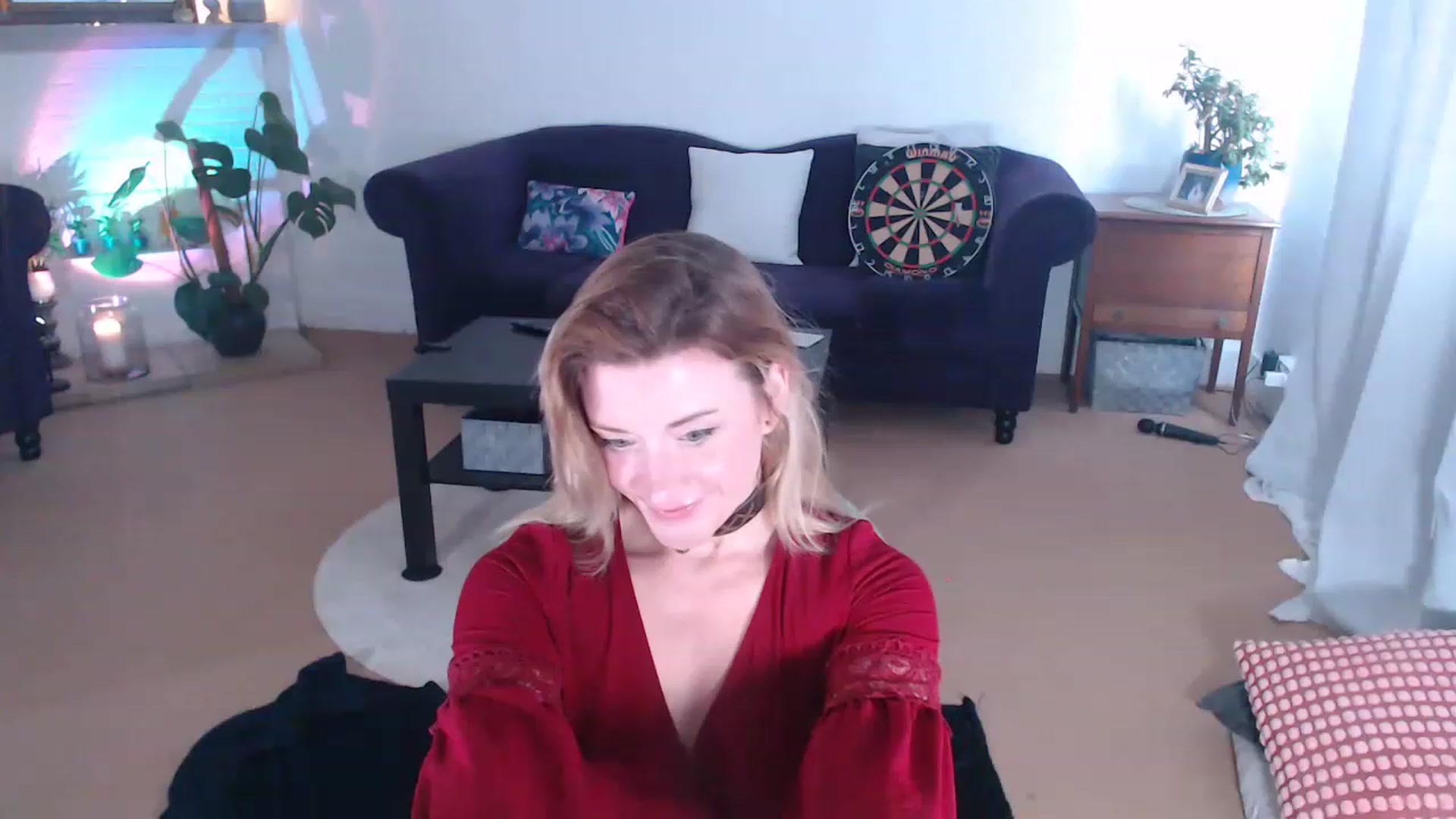 Gallery image thumbnail from DaisyChainedX's myfreecams stream on, 08/01/2023, 12:59 image 15 of 20