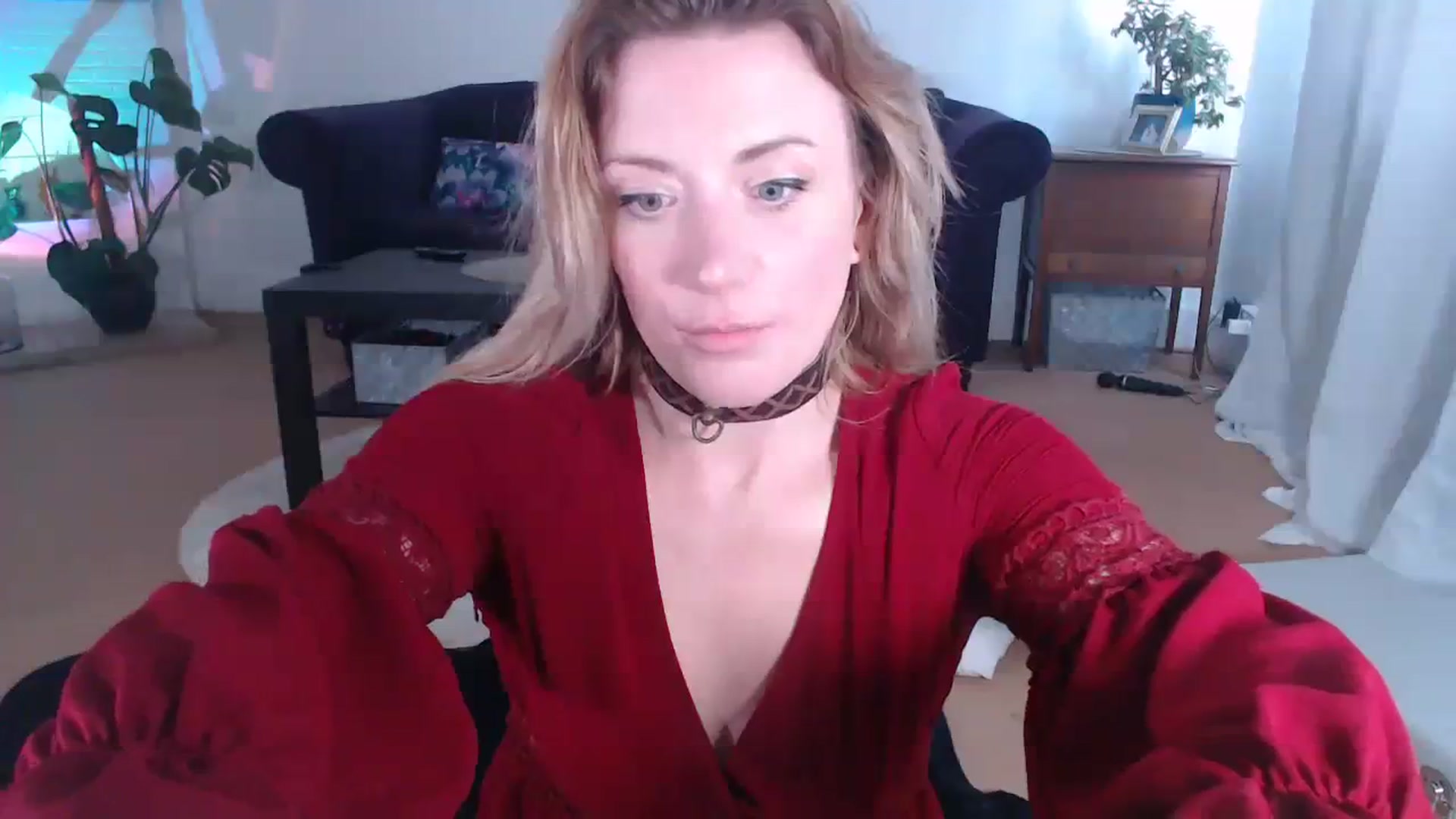 Gallery image thumbnail from DaisyChainedX's myfreecams stream on, 08/01/2023, 14:25 image 11 of 20