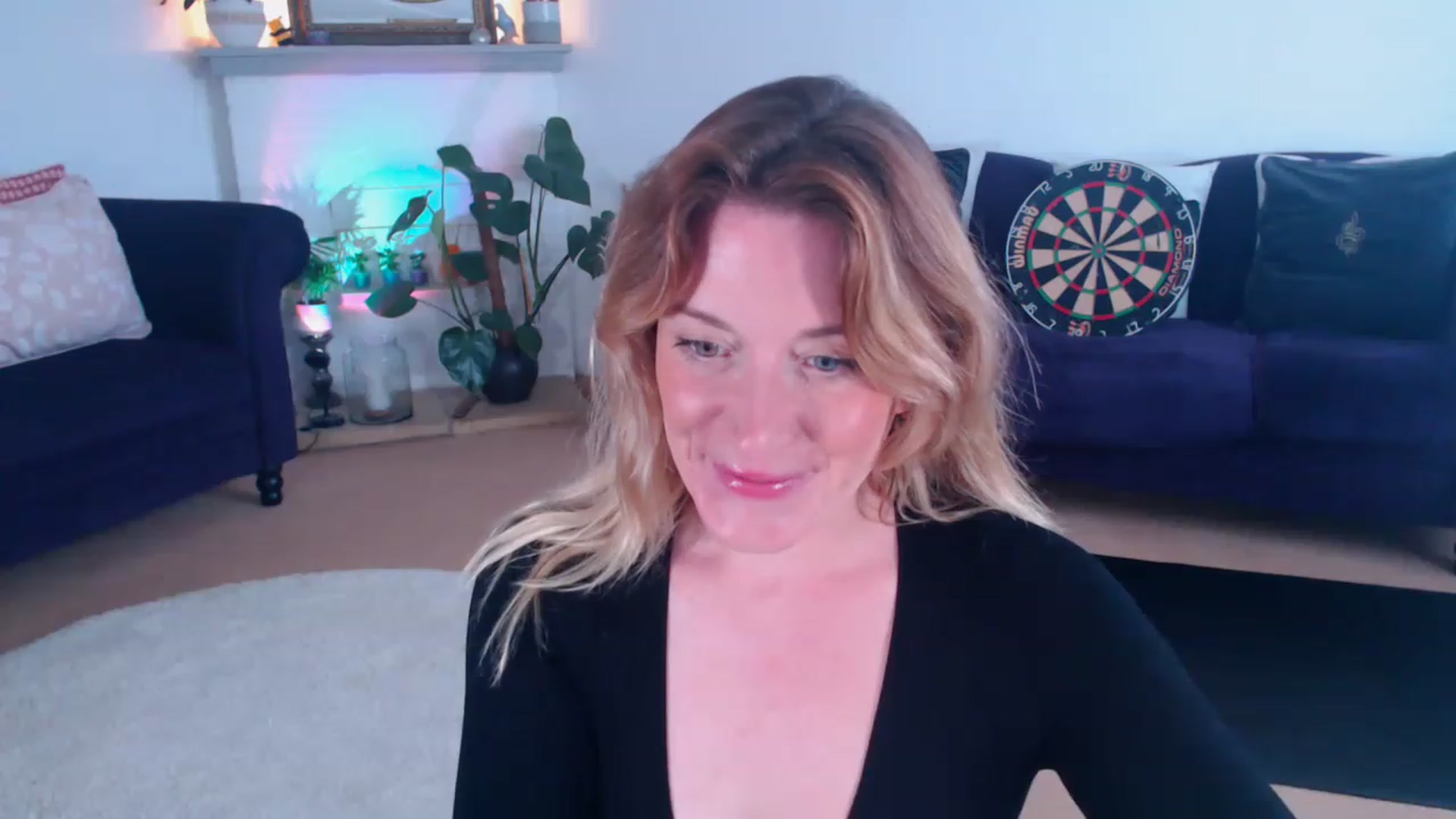 Gallery image thumbnail from DaisyChainedX's myfreecams stream on, 08/10/2023, 19:31 image 4 of 20