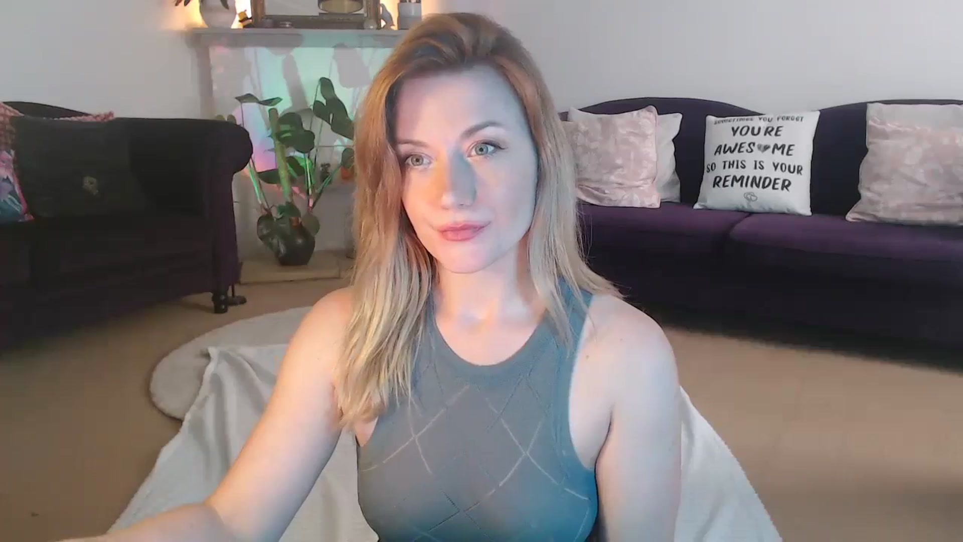 Gallery image thumbnail from DaisyChainedX's myfreecams stream on, 08/14/2023, 13:58 image 15 of 20