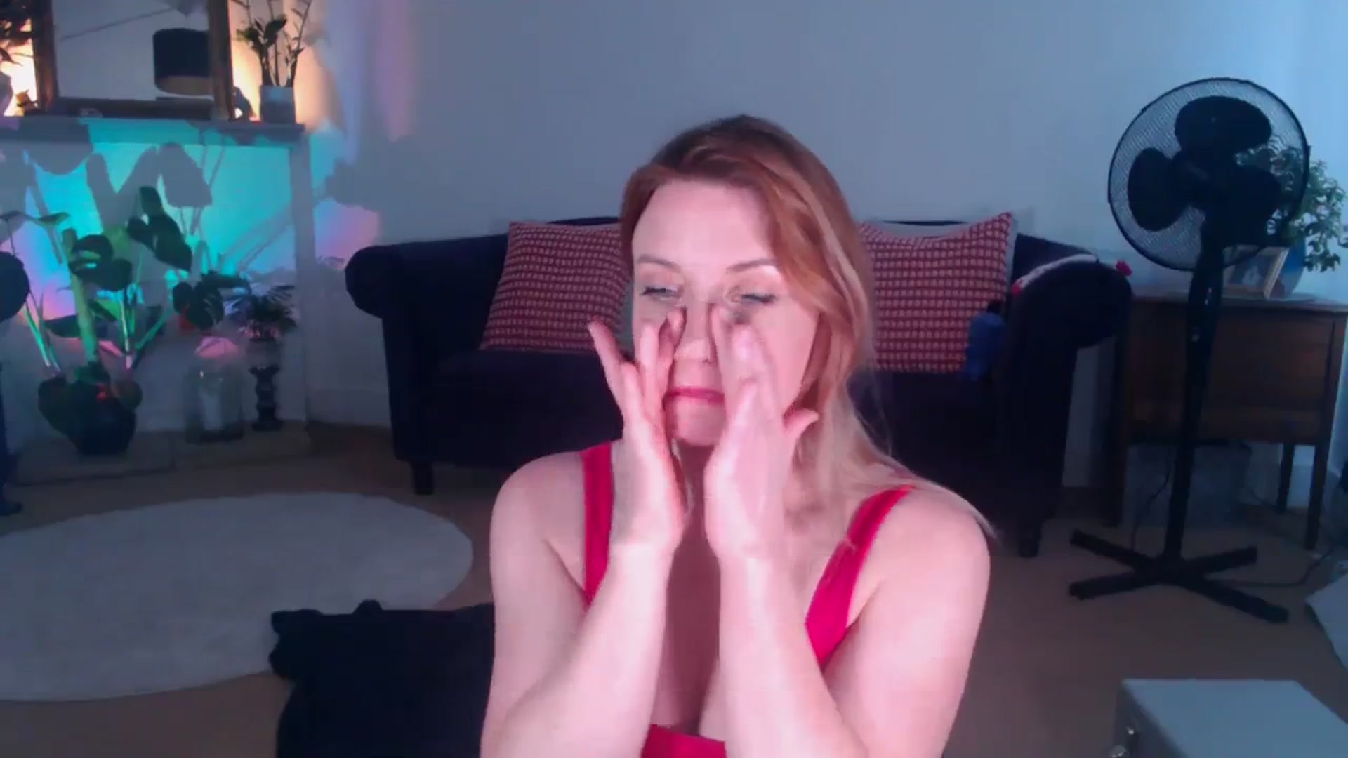 Gallery image thumbnail from DaisyChainedX's myfreecams stream on, 08/15/2023, 17:37 image 9 of 20