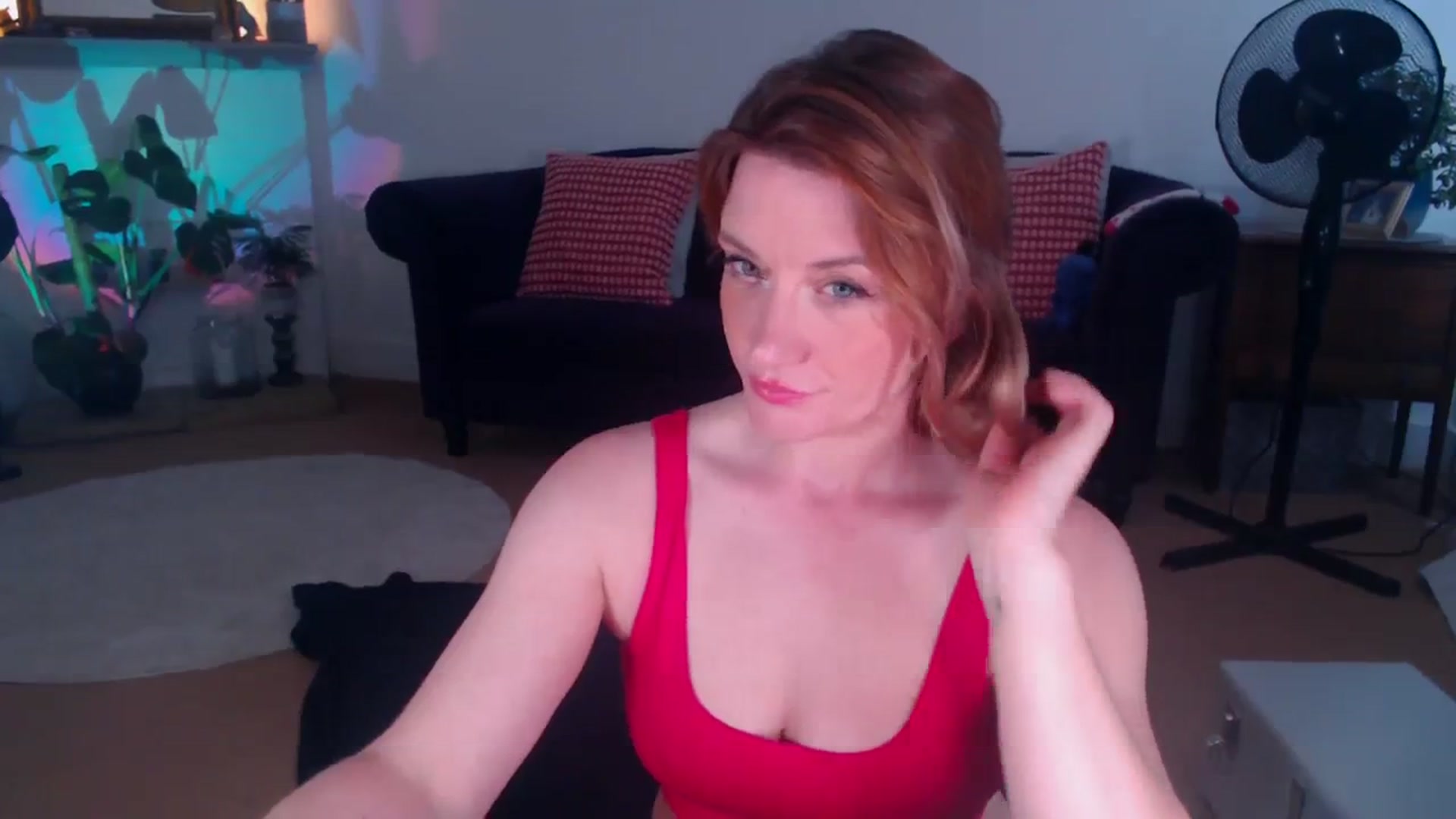 Gallery image thumbnail from DaisyChainedX's myfreecams stream on, 08/15/2023, 17:37 image 6 of 20