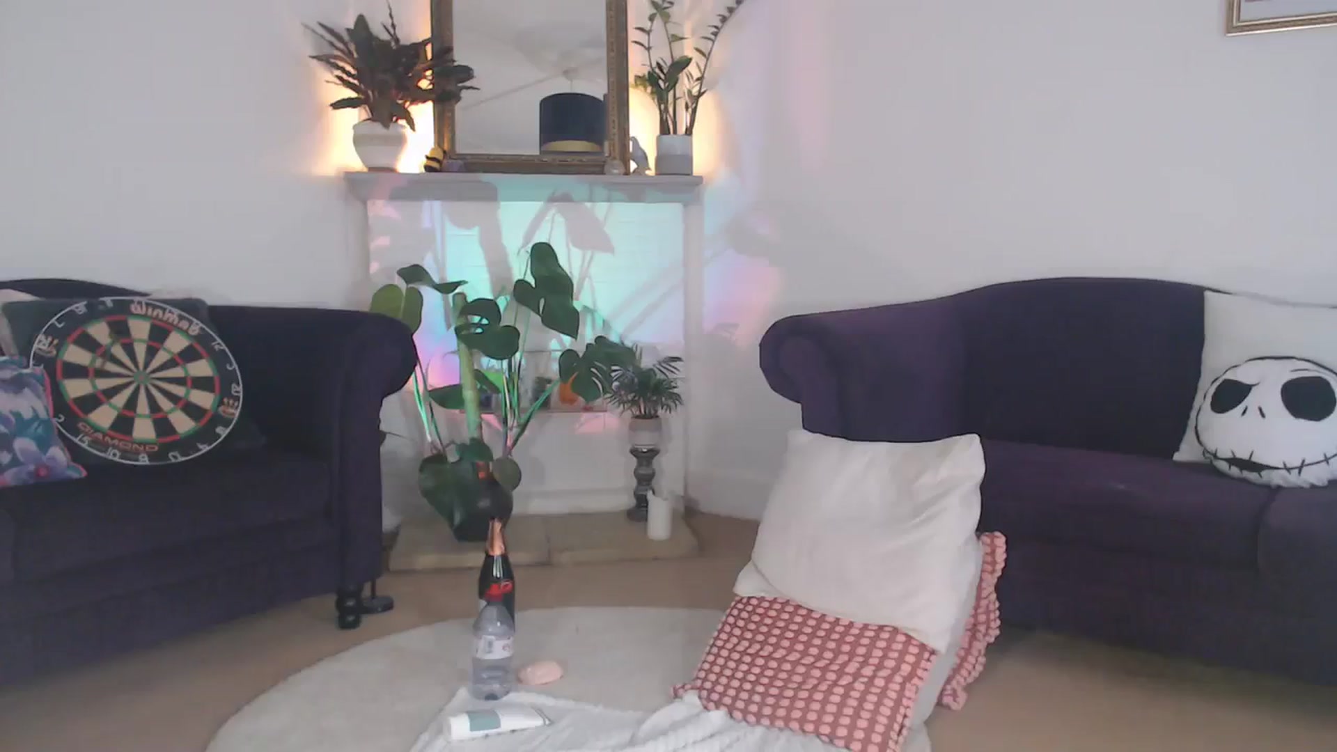 Gallery image thumbnail from DaisyChainedX's myfreecams stream on, 08/18/2023, 17:51 image 13 of 20