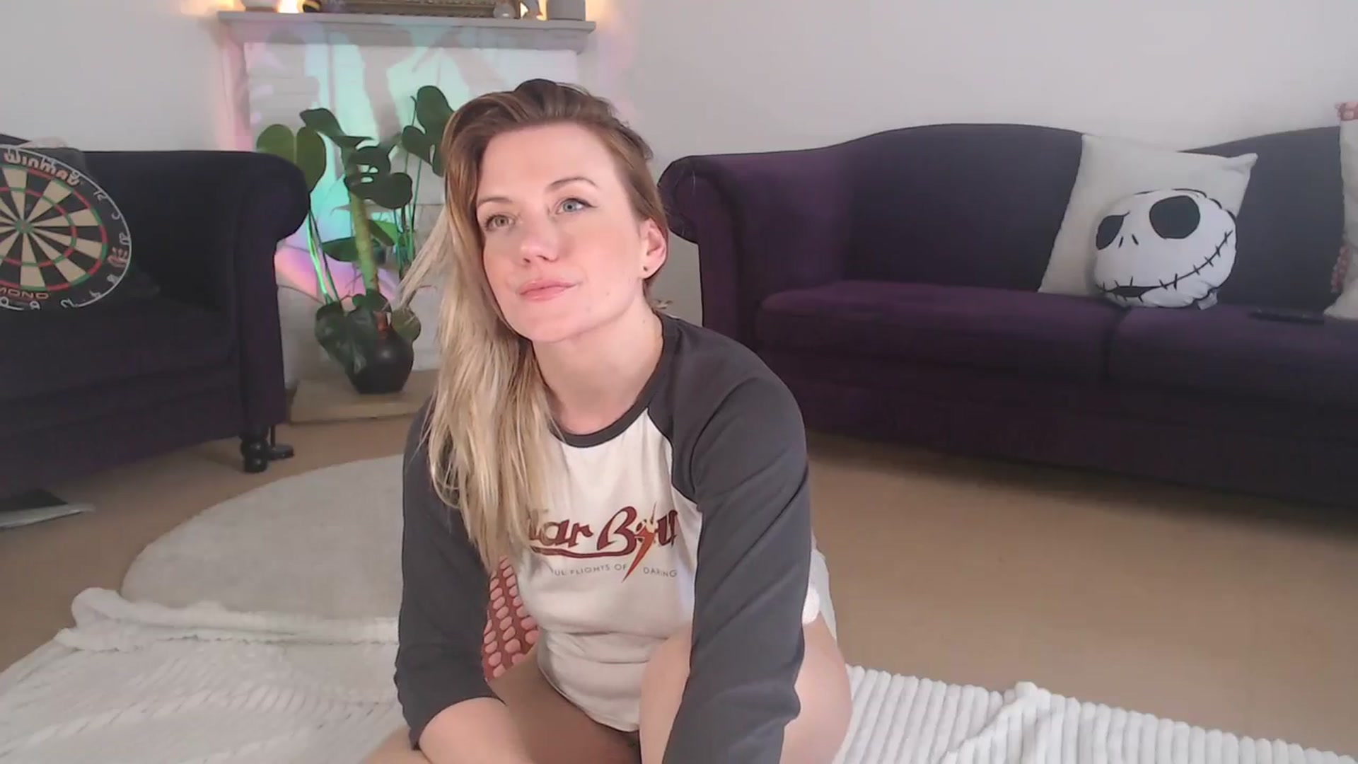 Gallery image thumbnail from DaisyChainedX's myfreecams stream on, 08/21/2023, 15:53 image 9 of 20