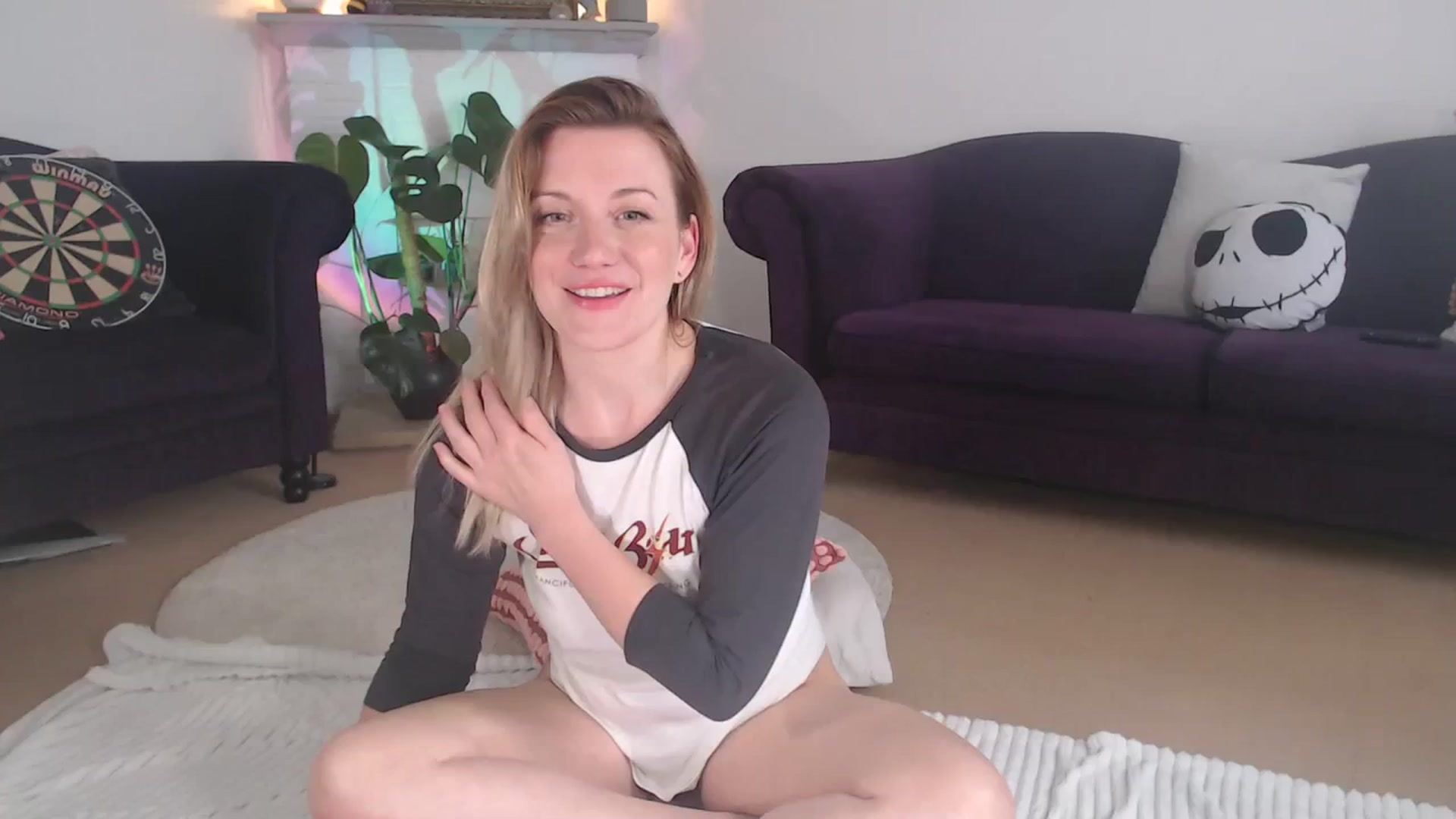 Gallery image thumbnail from DaisyChainedX's myfreecams stream on, 08/21/2023, 15:53 image 20 of 20