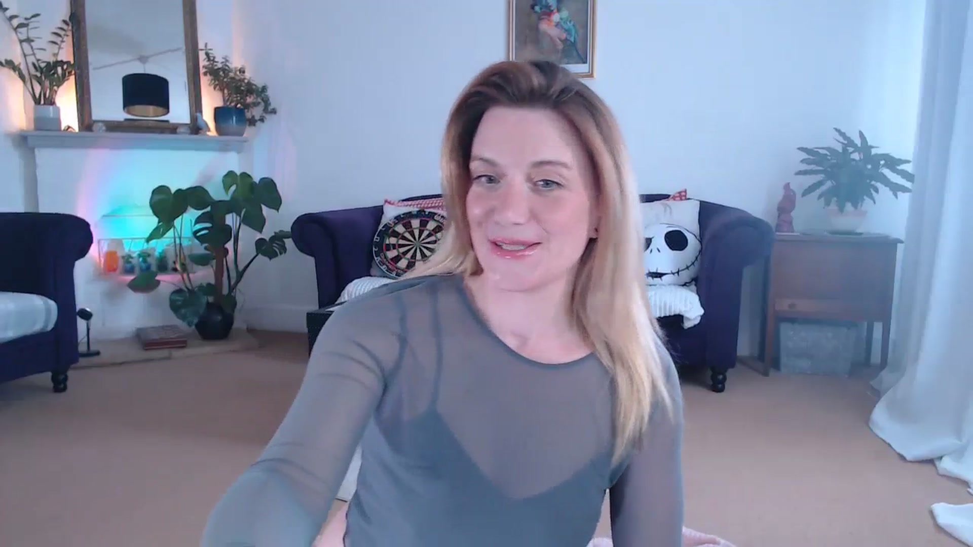 Gallery image thumbnail from DaisyChainedX's myfreecams stream on, 09/13/2023, 11:42 image 17 of 20