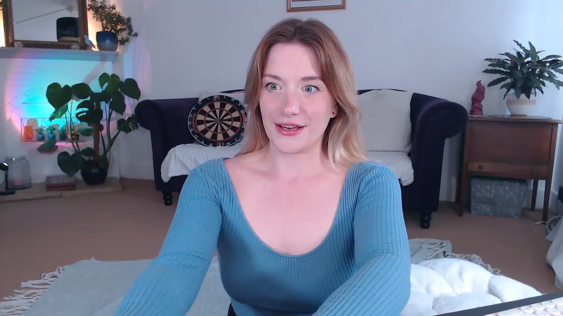 Gallery image thumbnail from DaisyChainedX's myfreecams stream on, 09/15/2023, 14:13 image 2 of 20