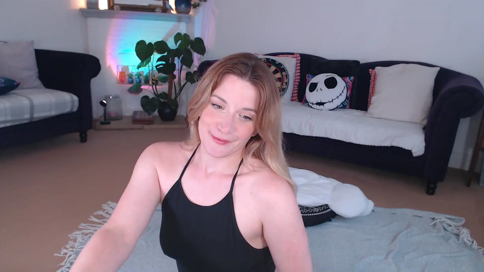 Gallery image thumbnail from DaisyChainedX's myfreecams stream on, 09/15/2023, 16:22 image 1 of 20