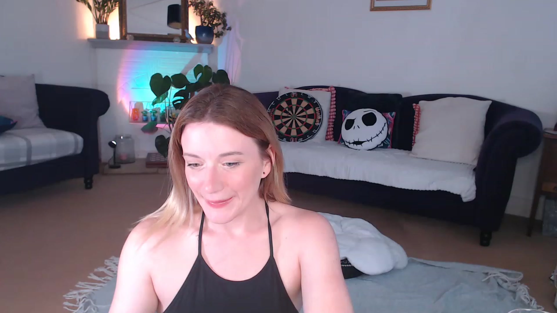 Gallery image thumbnail from DaisyChainedX's myfreecams stream on, 09/15/2023, 17:33 image 7 of 20