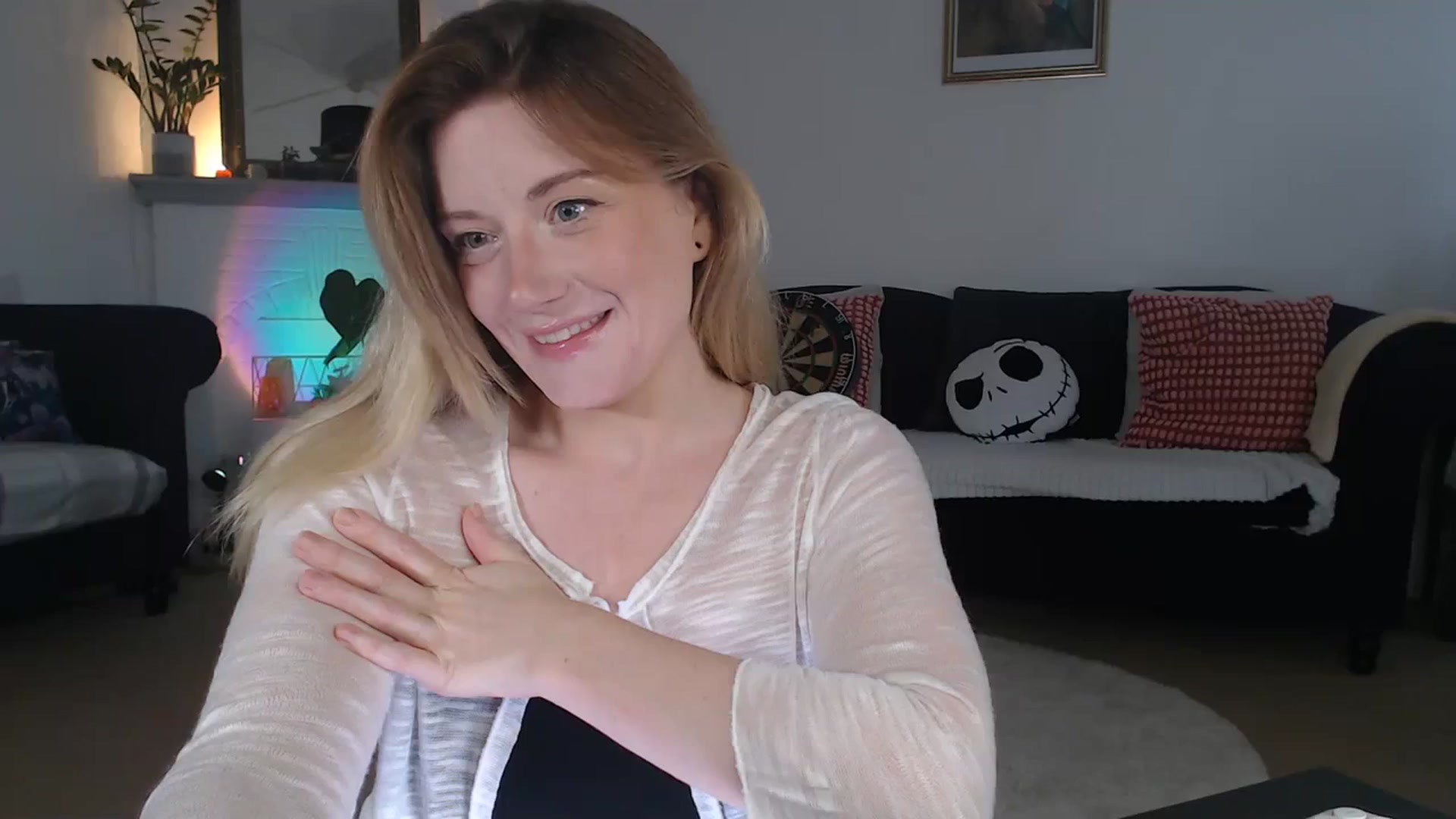 Gallery image thumbnail from DaisyChainedX's myfreecams stream on, 10/02/2023, 12:24 image 12 of 20