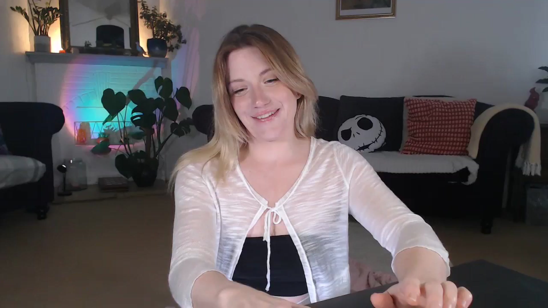 Gallery image thumbnail from DaisyChainedX's myfreecams stream on, 10/02/2023, 14:10 image 1 of 20