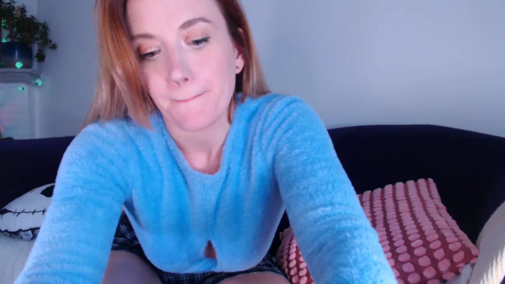 Gallery image thumbnail from DaisyChainedX's myfreecams stream on, 10/04/2023, 15:11 image 15 of 20
