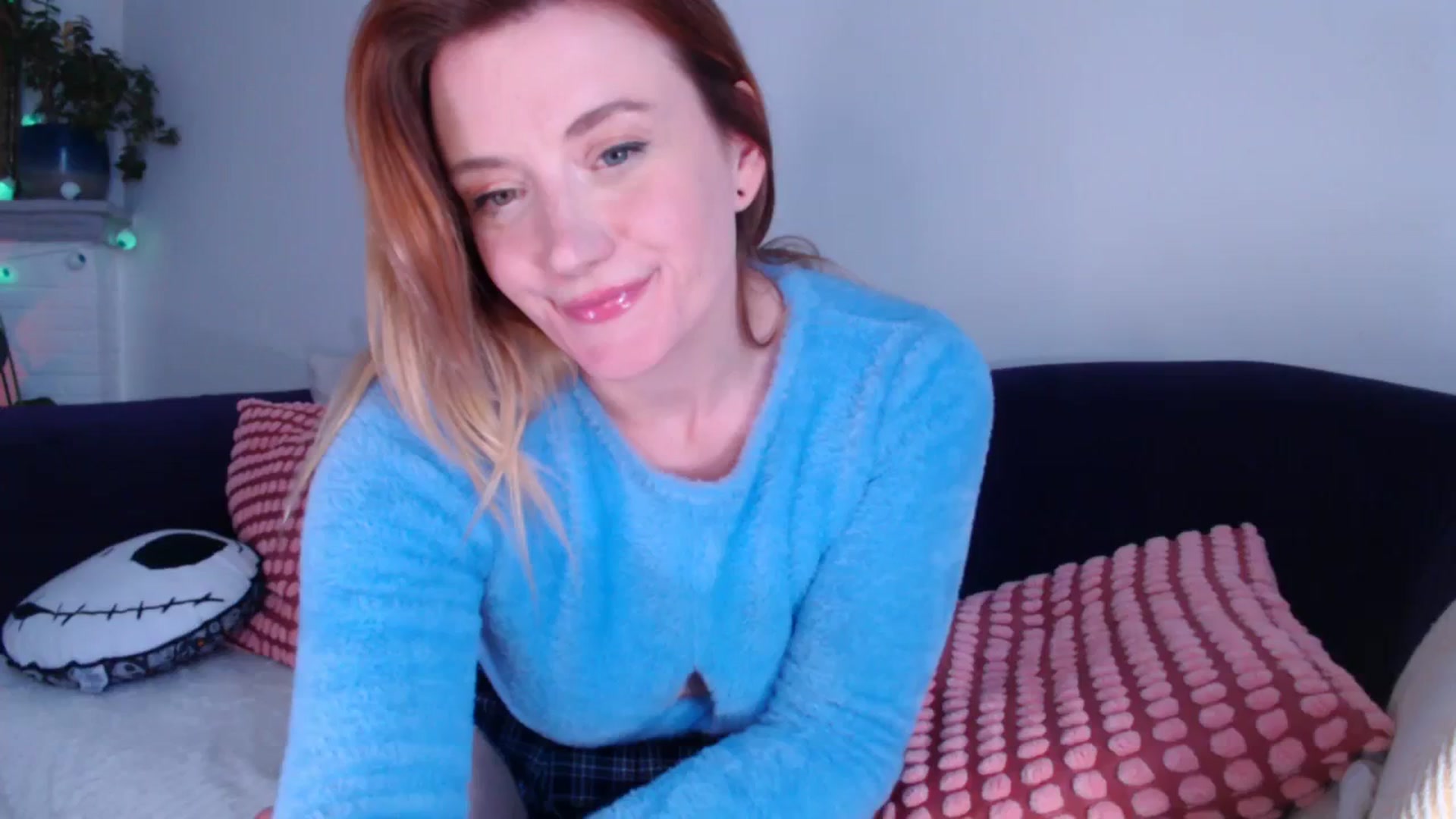 Gallery image thumbnail from DaisyChainedX's myfreecams stream on, 10/04/2023, 15:11 image 13 of 20