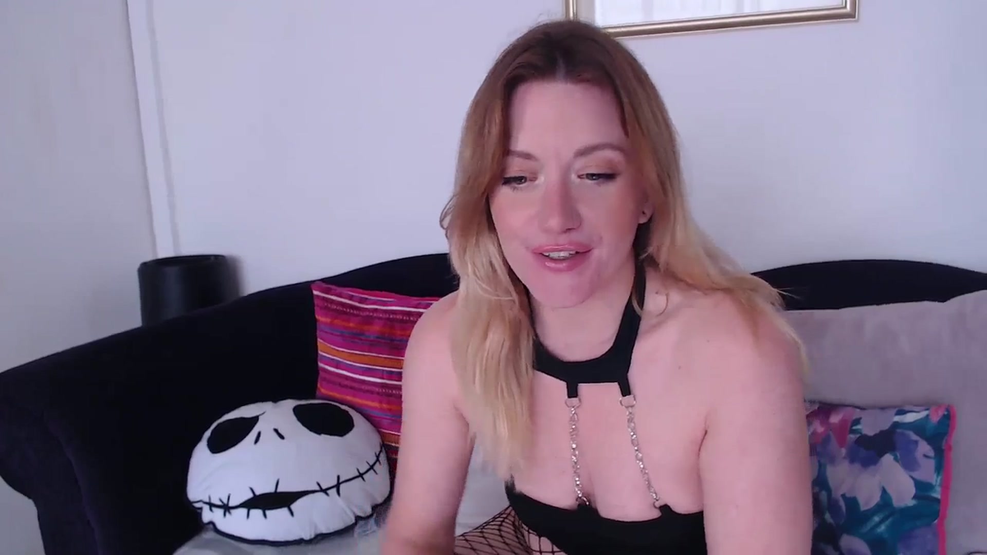 Gallery image thumbnail from DaisyChainedX's myfreecams stream on, 10/10/2023, 13:49 image 9 of 20
