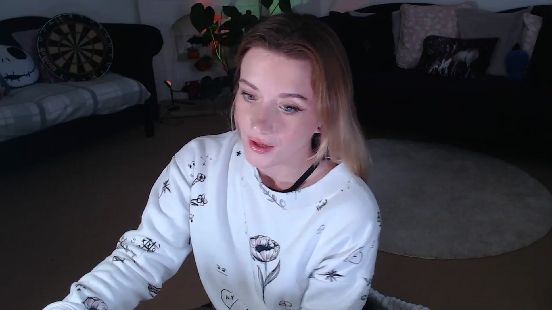 Gallery image thumbnail from DaisyChainedX's myfreecams stream on, 10/11/2023, 14:49 image 13 of 20