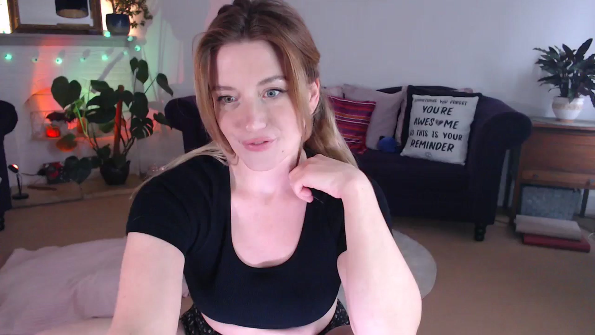 Gallery image thumbnail from DaisyChainedX's myfreecams stream on, 10/12/2023, 17:09 image 1 of 20