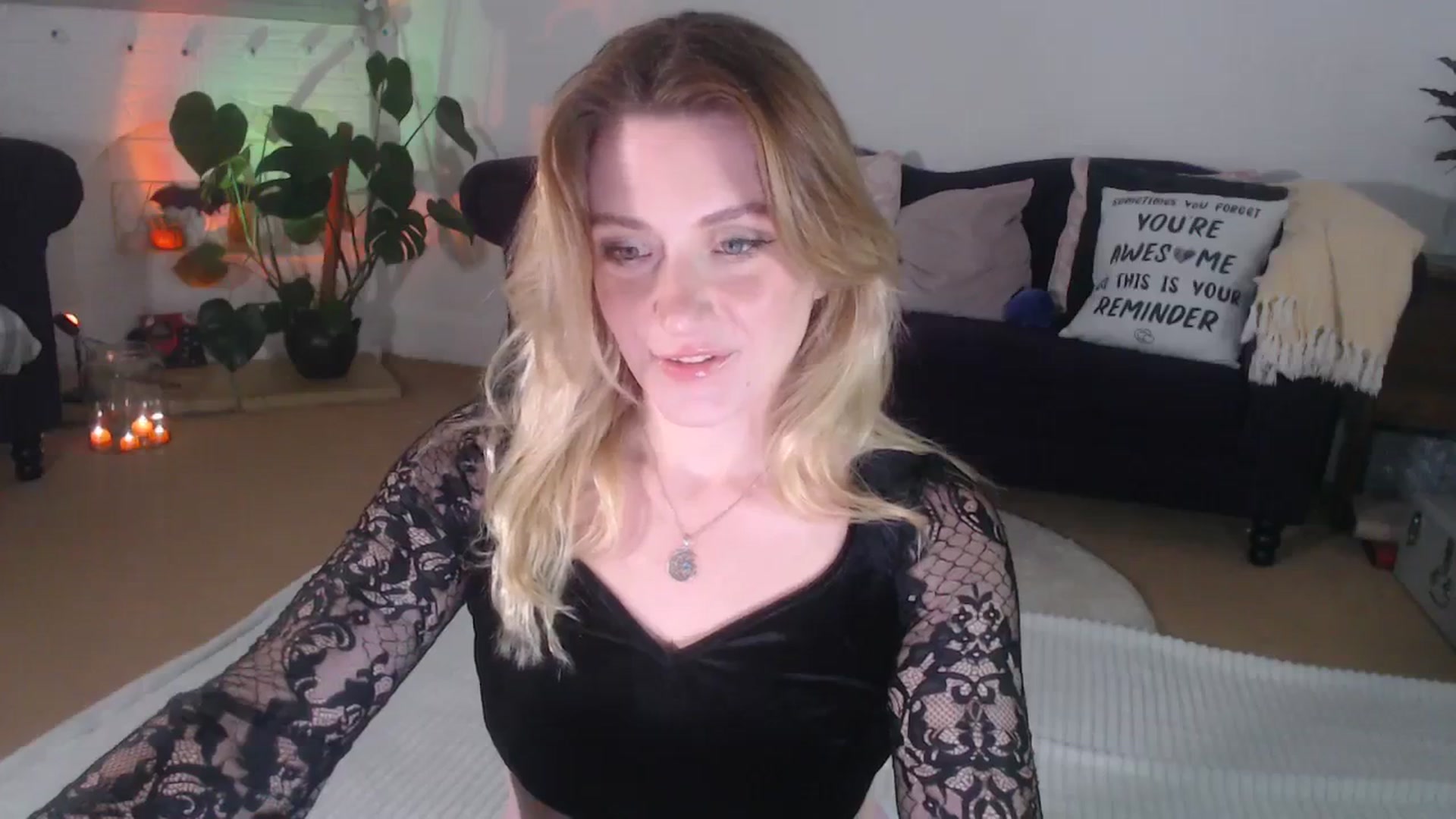 Gallery image thumbnail from DaisyChainedX's myfreecams stream on, 10/13/2023, 14:23 image 3 of 20