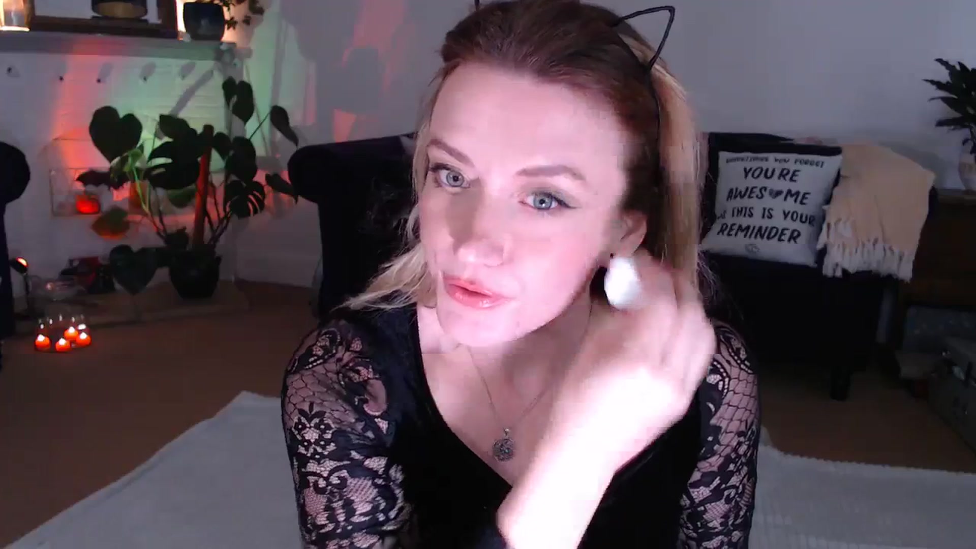 Gallery image thumbnail from DaisyChainedX's myfreecams stream on, 10/13/2023, 14:23 image 14 of 20