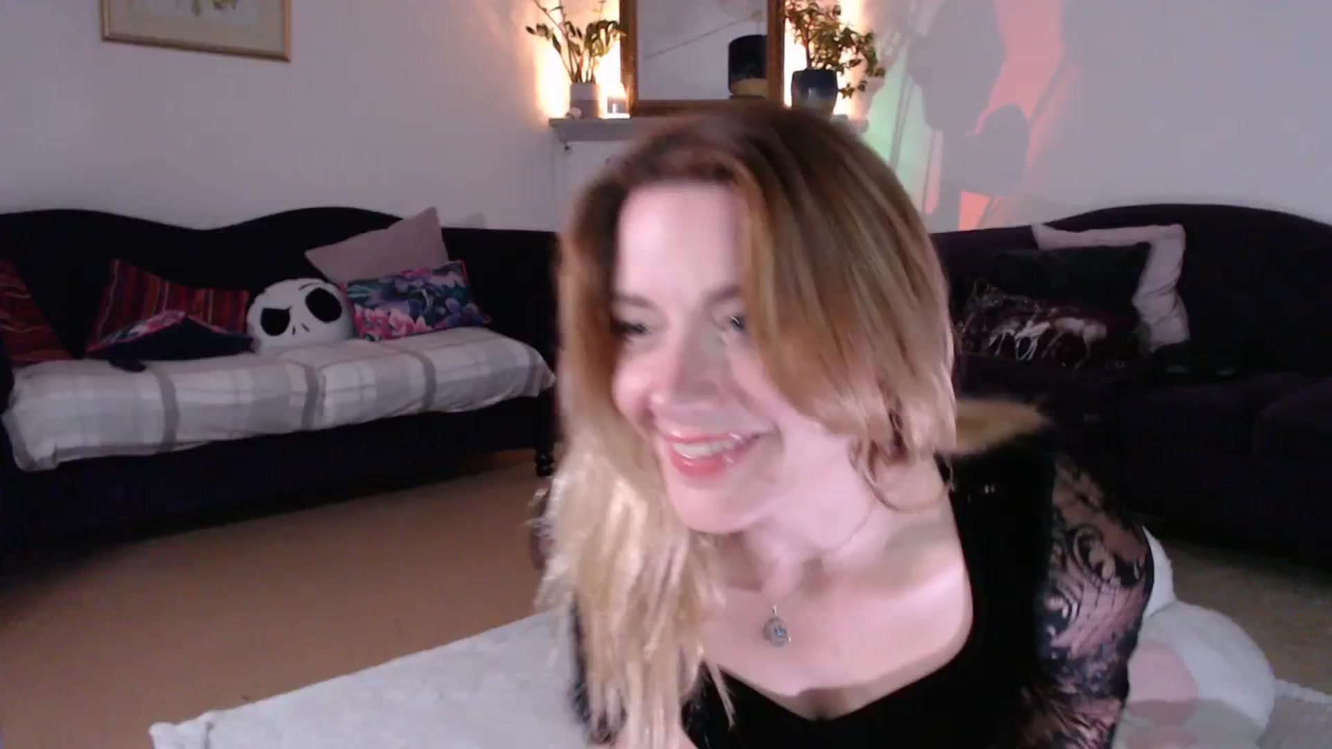 Gallery image thumbnail from DaisyChainedX's myfreecams stream on, 10/13/2023, 16:44 image 20 of 20
