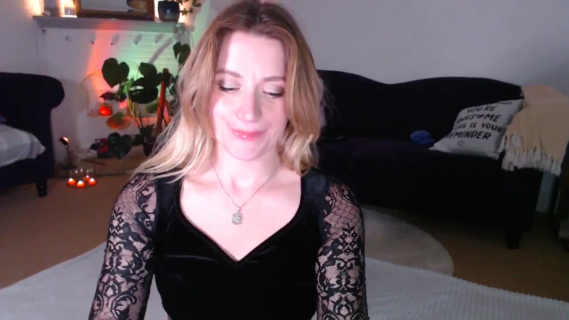 Gallery image thumbnail from DaisyChainedX's myfreecams stream on, 10/13/2023, 16:44 image 10 of 20