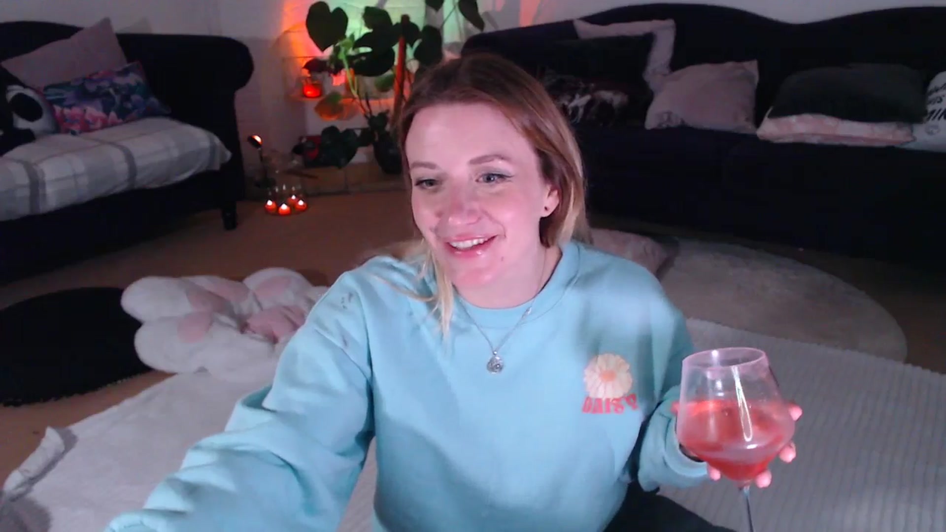 Gallery image thumbnail from DaisyChainedX's myfreecams stream on, 10/13/2023, 21:09 image 6 of 20