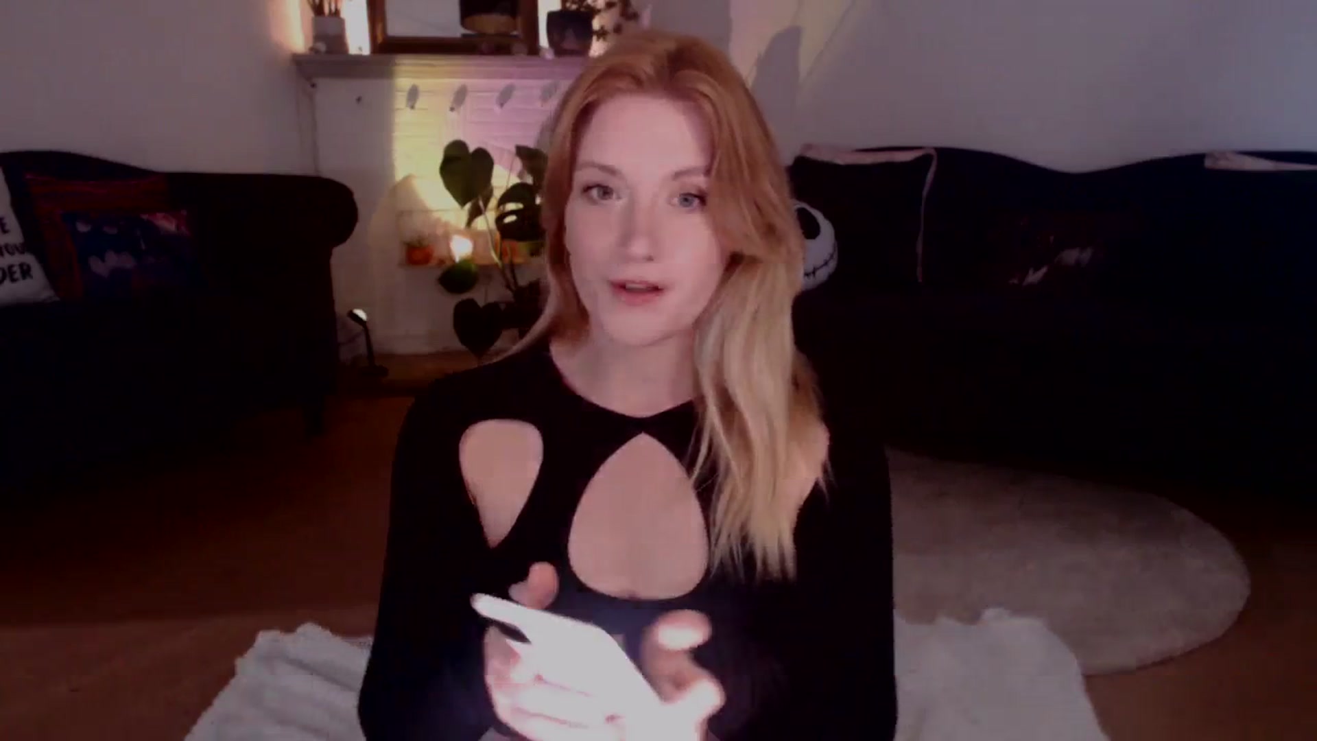 Gallery image thumbnail from DaisyChainedX's myfreecams stream on, 11/06/2023, 14:33 image 9 of 20