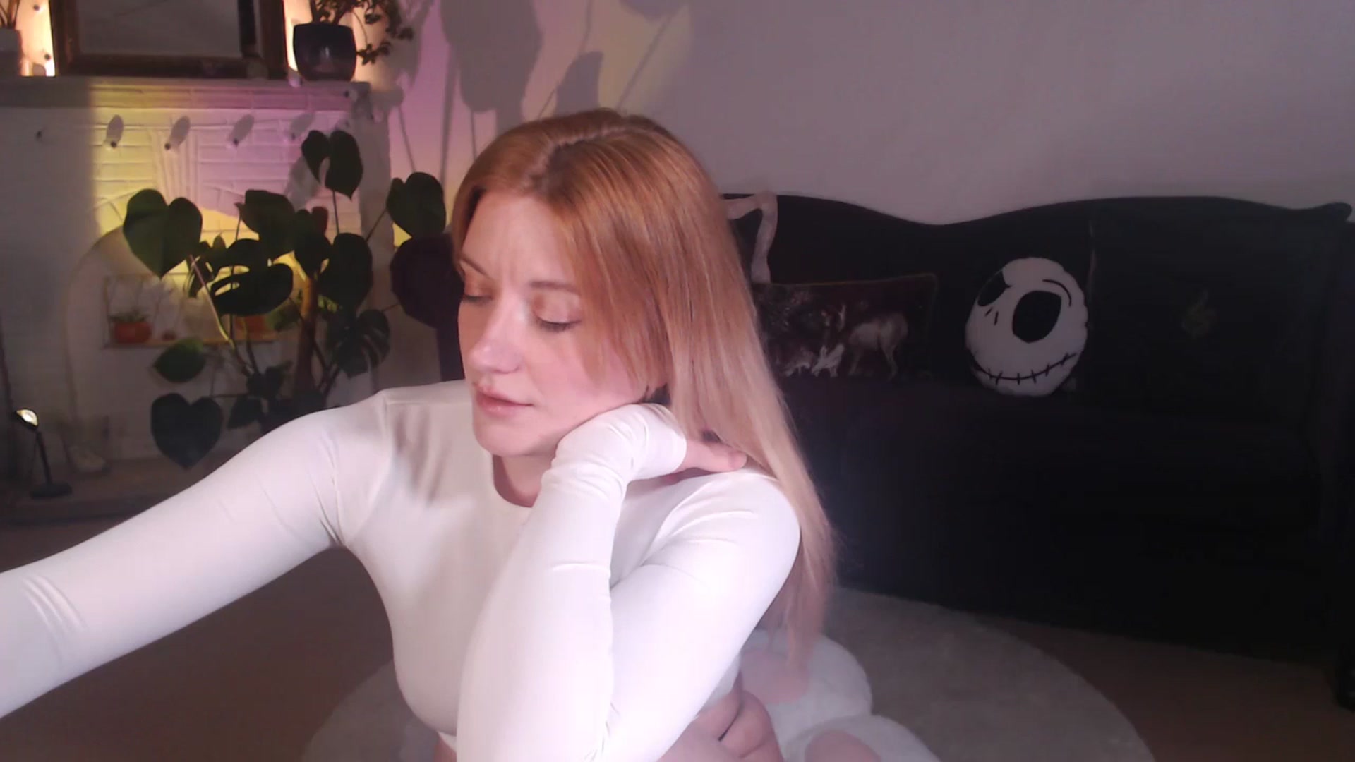 Gallery image thumbnail from DaisyChainedX's myfreecams stream on, 11/09/2023, 16:43 image 11 of 20