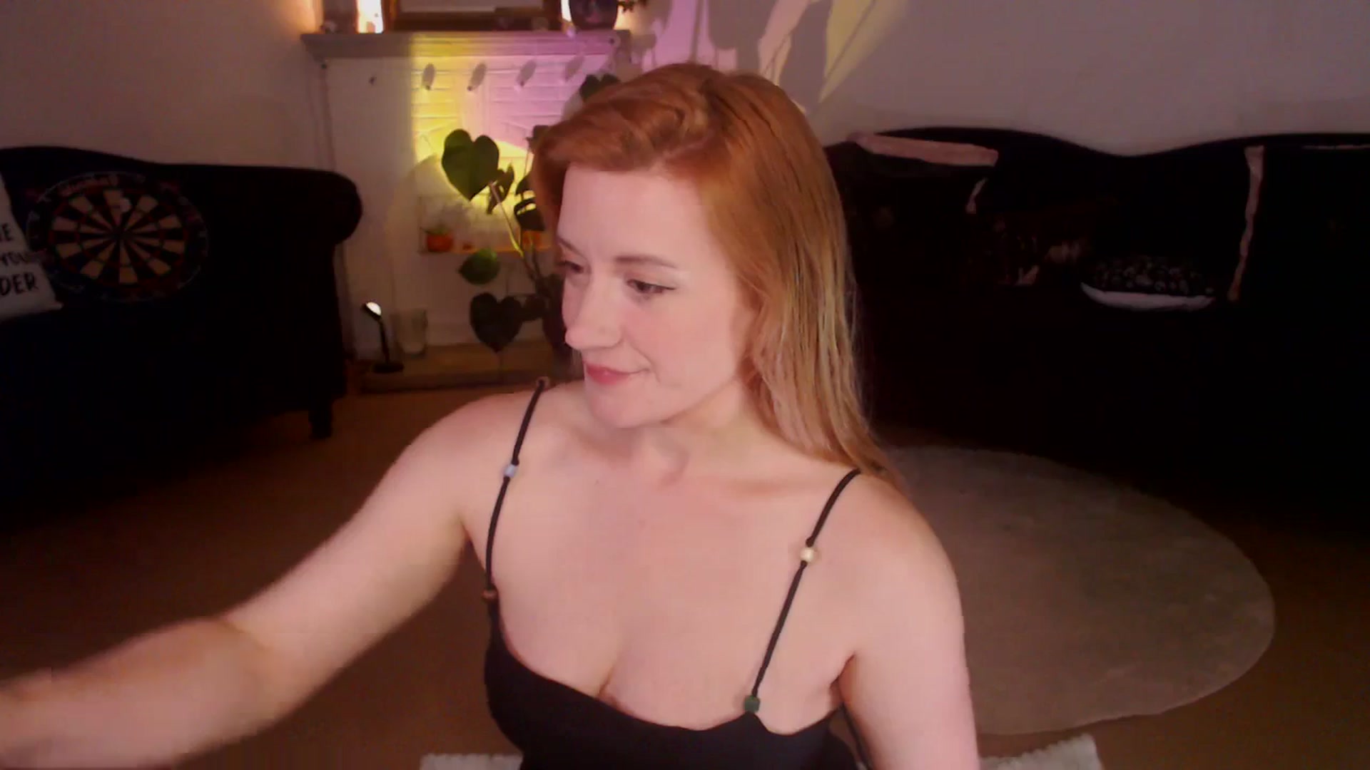Gallery image thumbnail from DaisyChainedX's myfreecams stream on, 11/10/2023, 17:55 image 3 of 20