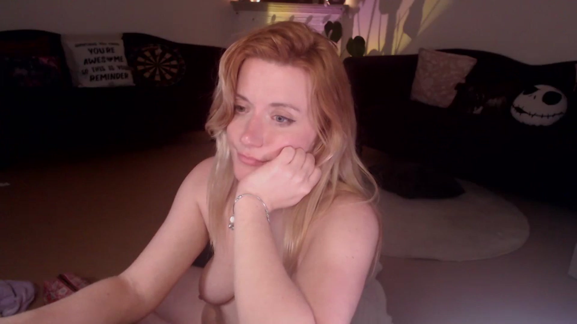 Gallery image thumbnail from DaisyChainedX's myfreecams stream on, 11/10/2023, 23:38 image 12 of 20