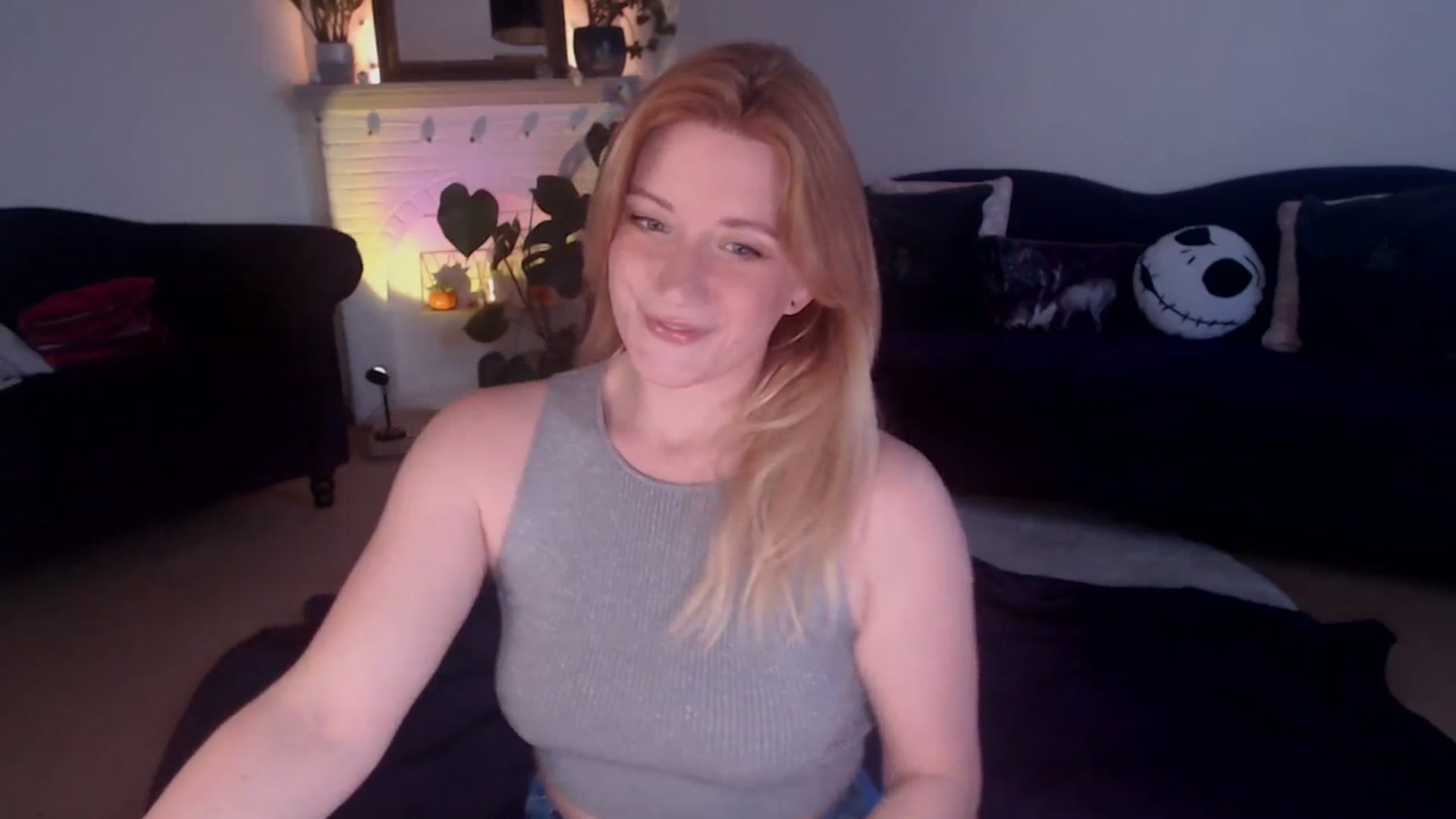 Gallery image thumbnail from DaisyChainedX's myfreecams stream on, 11/13/2023, 15:47 image 12 of 20