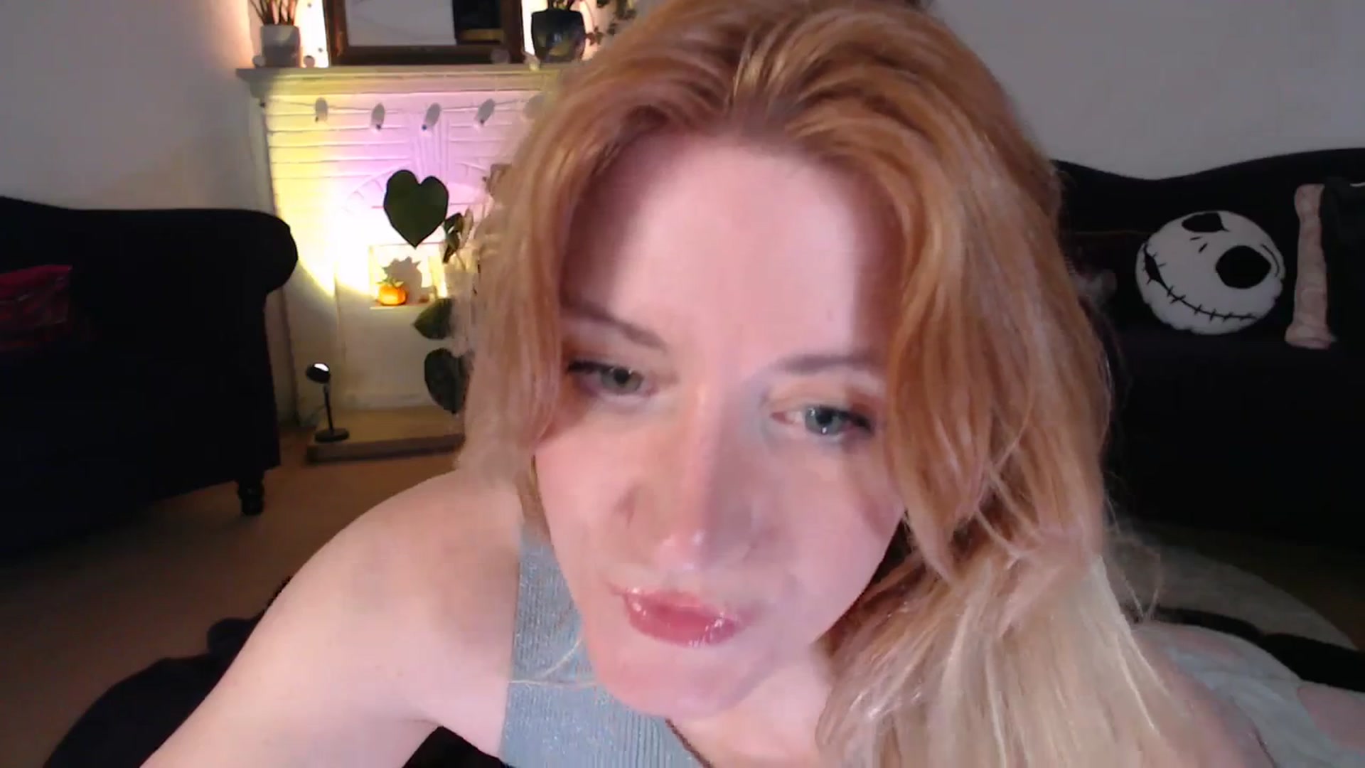 Gallery image thumbnail from DaisyChainedX's myfreecams stream on, 11/13/2023, 18:41 image 4 of 20