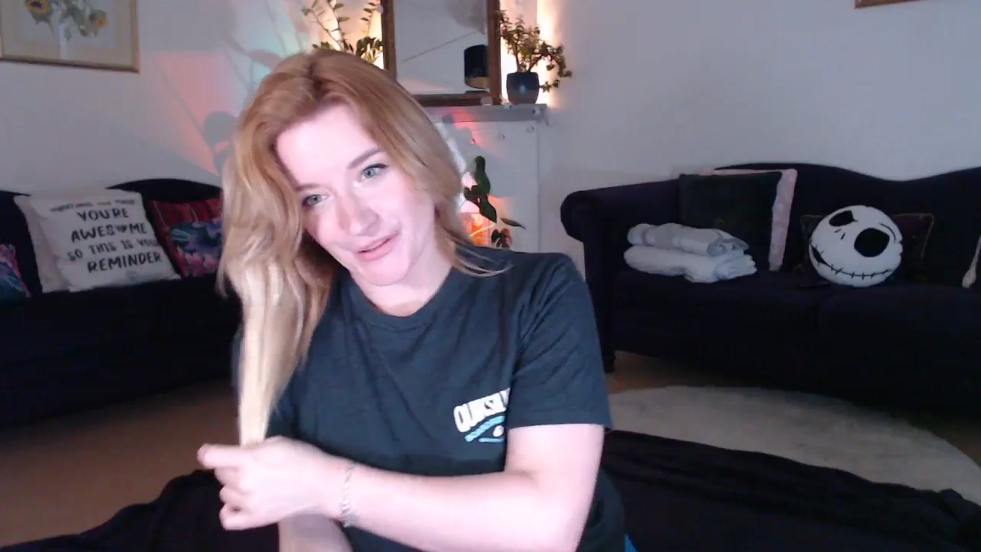 Gallery image thumbnail from DaisyChainedX's myfreecams stream on, 11/14/2023, 12:38 image 17 of 20