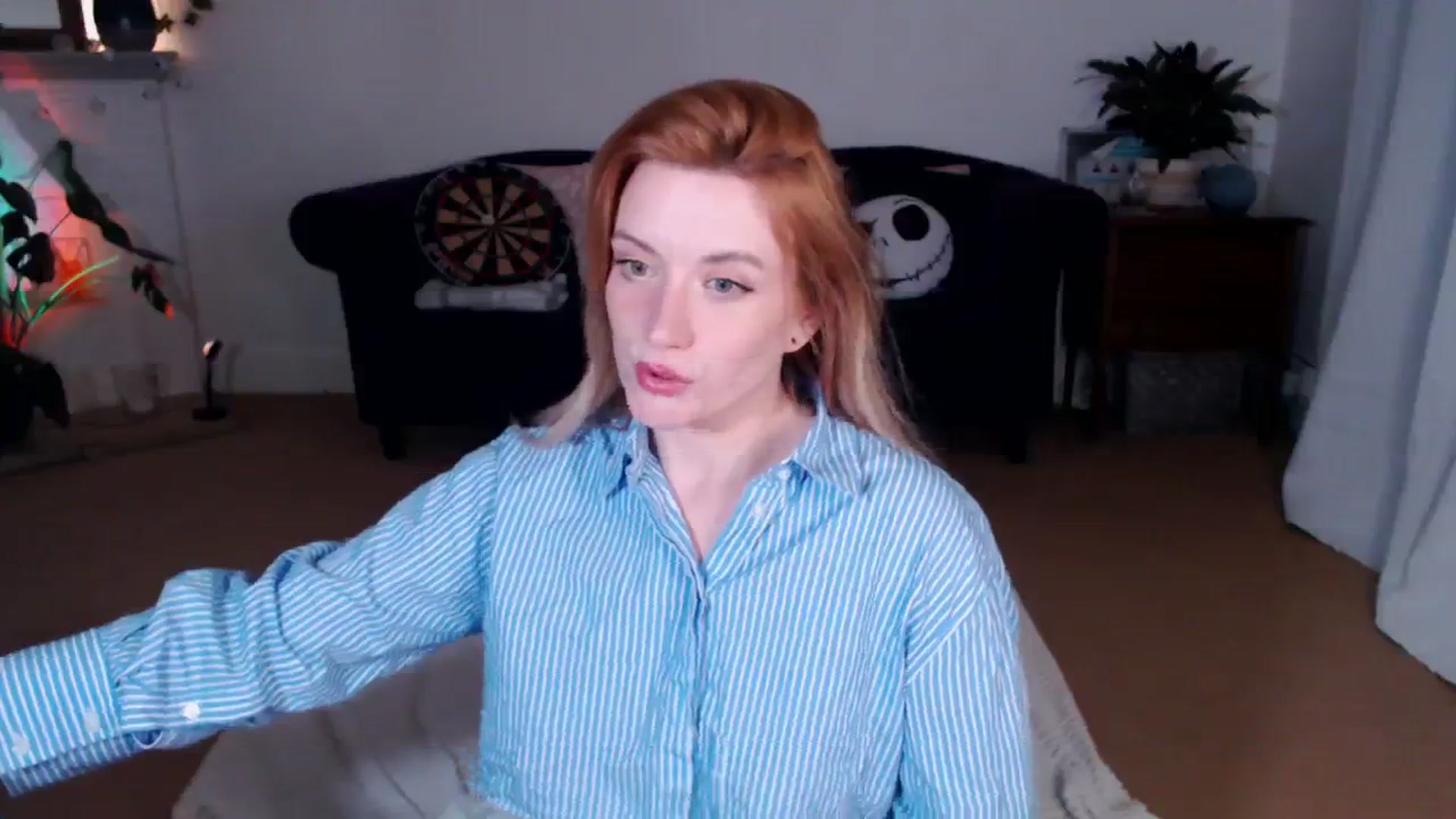 Gallery image thumbnail from DaisyChainedX's myfreecams stream on, 11/15/2023, 19:00 image 6 of 20