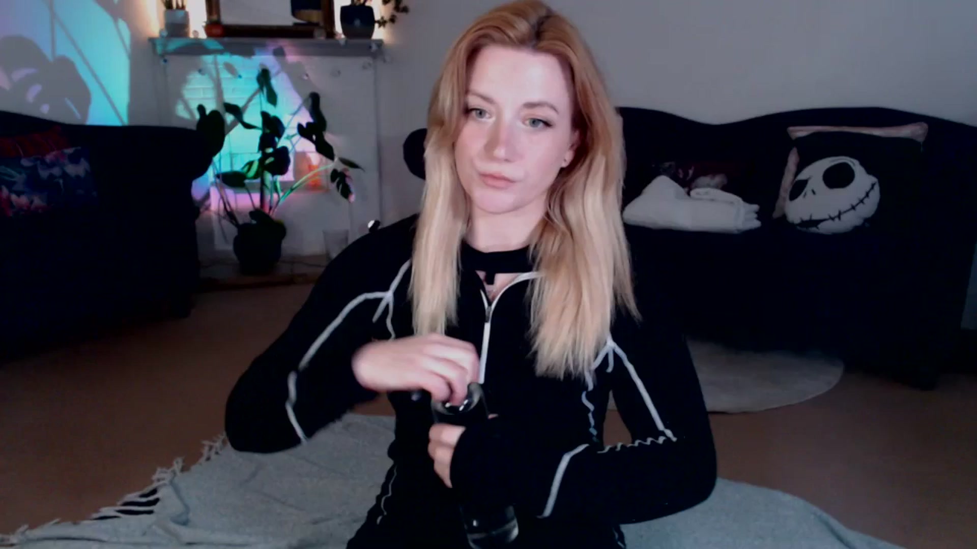 Gallery image thumbnail from DaisyChainedX's myfreecams stream on, 11/16/2023, 14:51 image 3 of 20