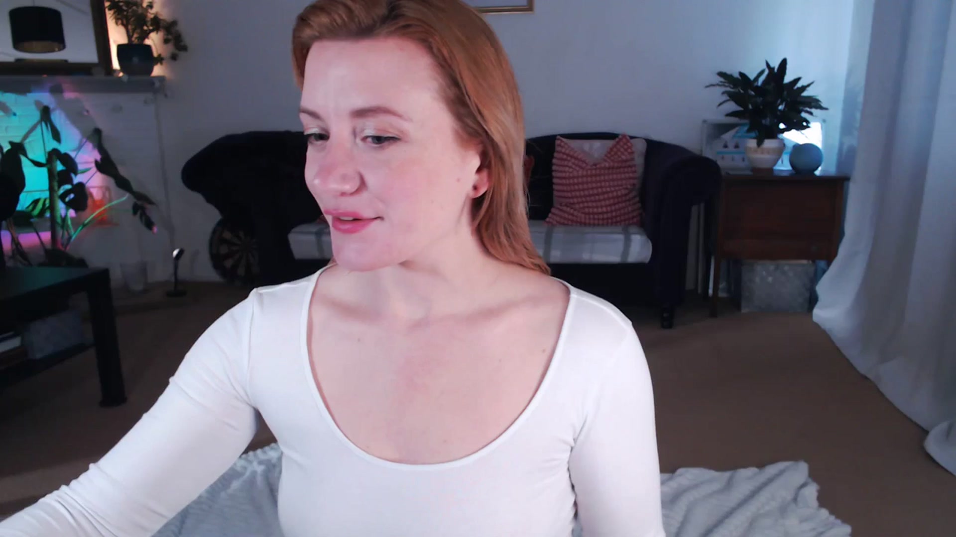 Gallery image thumbnail from DaisyChainedX's myfreecams stream on, 11/17/2023, 14:22 image 2 of 20