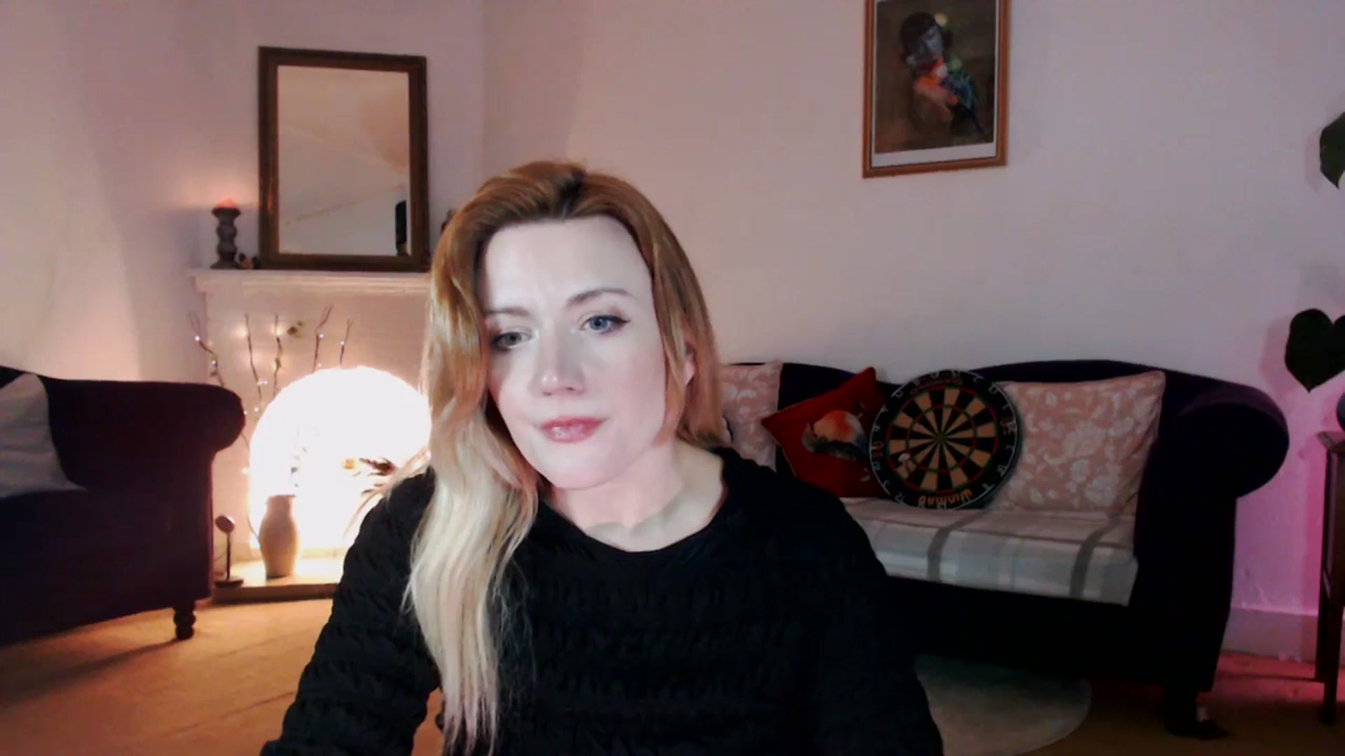 Gallery image thumbnail from DaisyChainedX's myfreecams stream on, 11/27/2023, 18:43 image 5 of 20