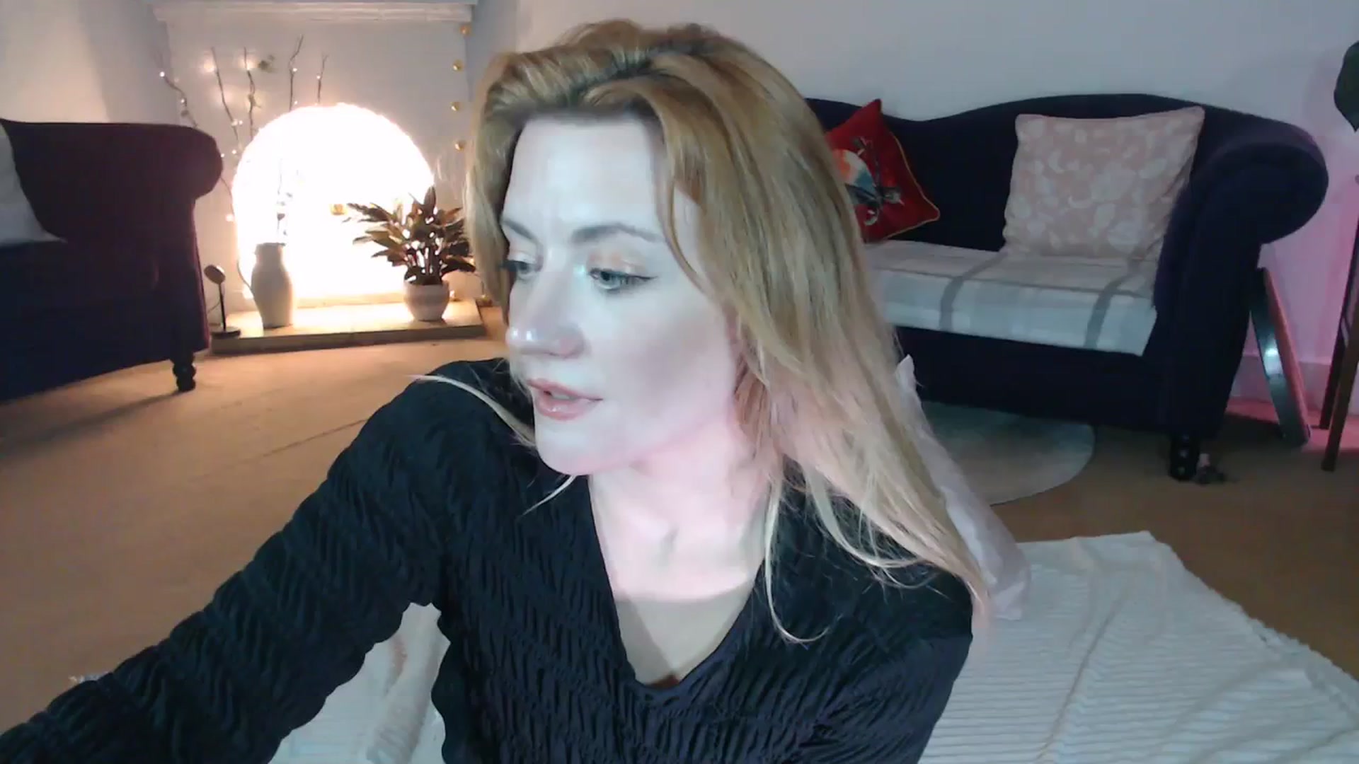Gallery image thumbnail from DaisyChainedX's myfreecams stream on, 11/27/2023, 18:43 image 1 of 20
