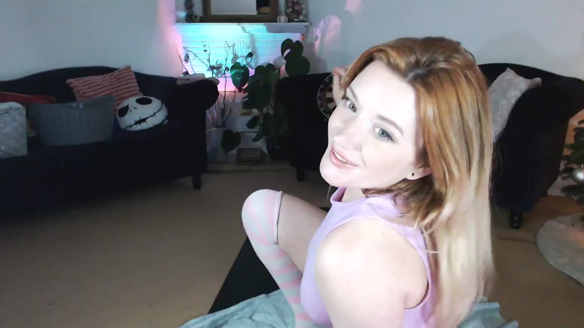 Gallery image thumbnail from DaisyChainedX's myfreecams stream on, 12/05/2023, 17:48 image 8 of 20