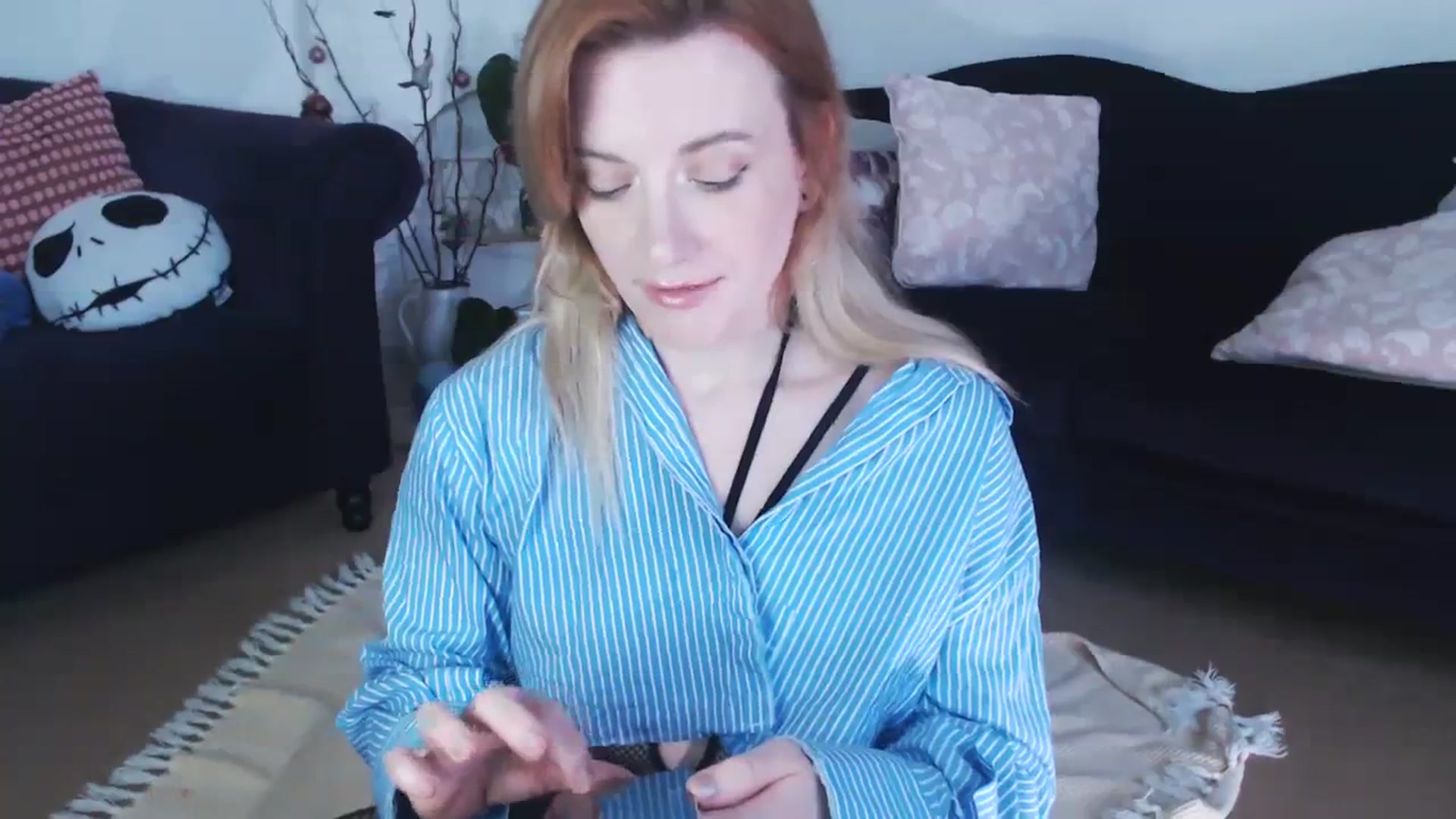 Gallery image thumbnail from DaisyChainedX's myfreecams stream on, 12/06/2023, 16:02 image 12 of 20