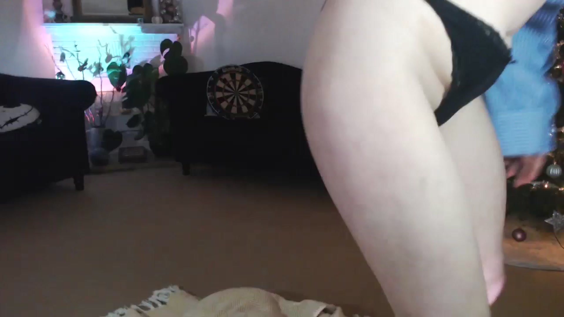 Gallery image thumbnail from DaisyChainedX's myfreecams stream on, 12/06/2023, 18:05 image 1 of 20