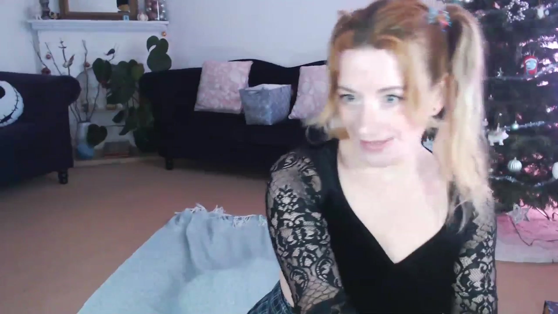 Gallery image thumbnail from DaisyChainedX's myfreecams stream on, 12/07/2023, 12:53 image 18 of 20