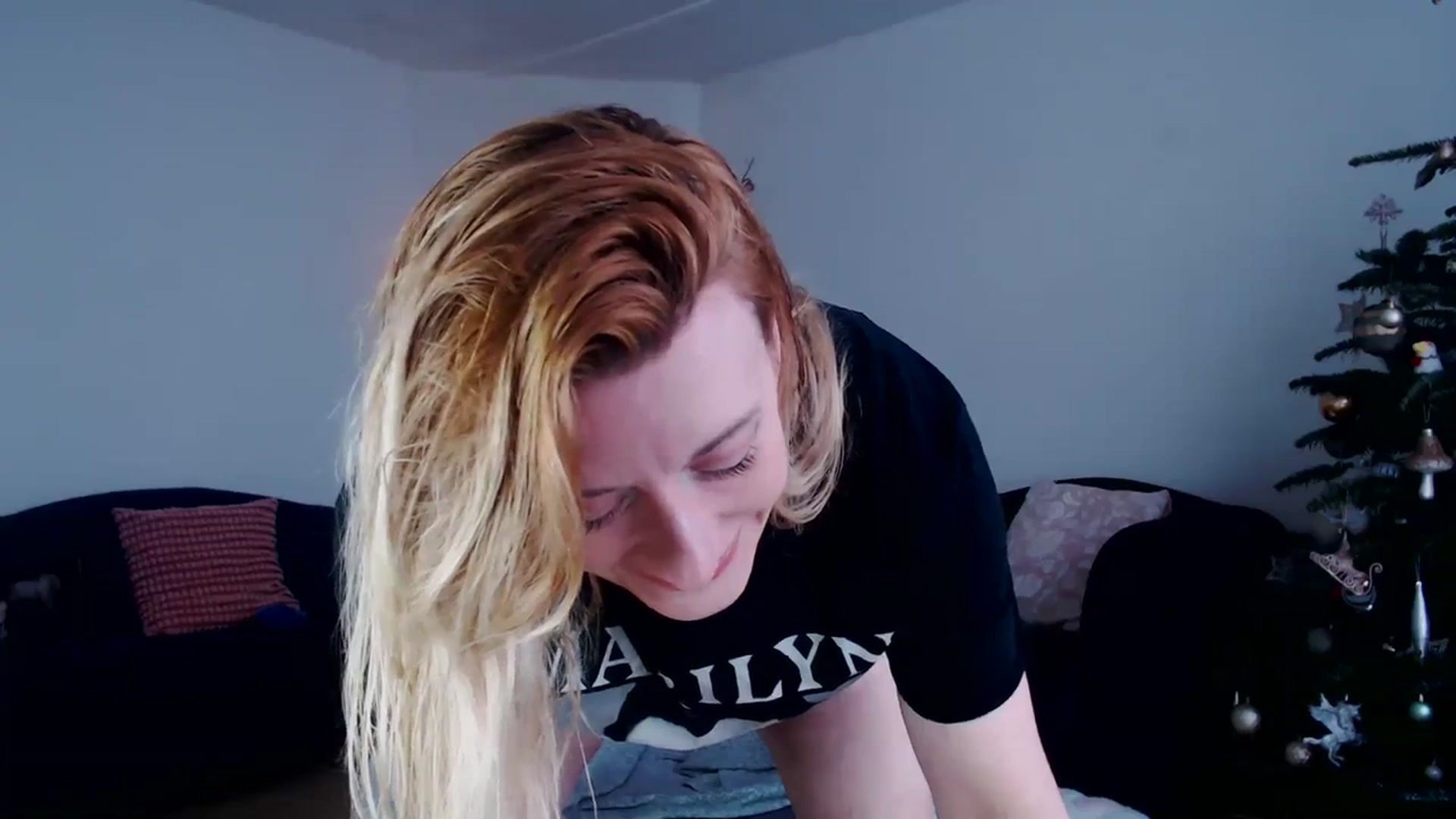Gallery image thumbnail from DaisyChainedX's myfreecams stream on, 12/12/2023, 11:07 image 10 of 20