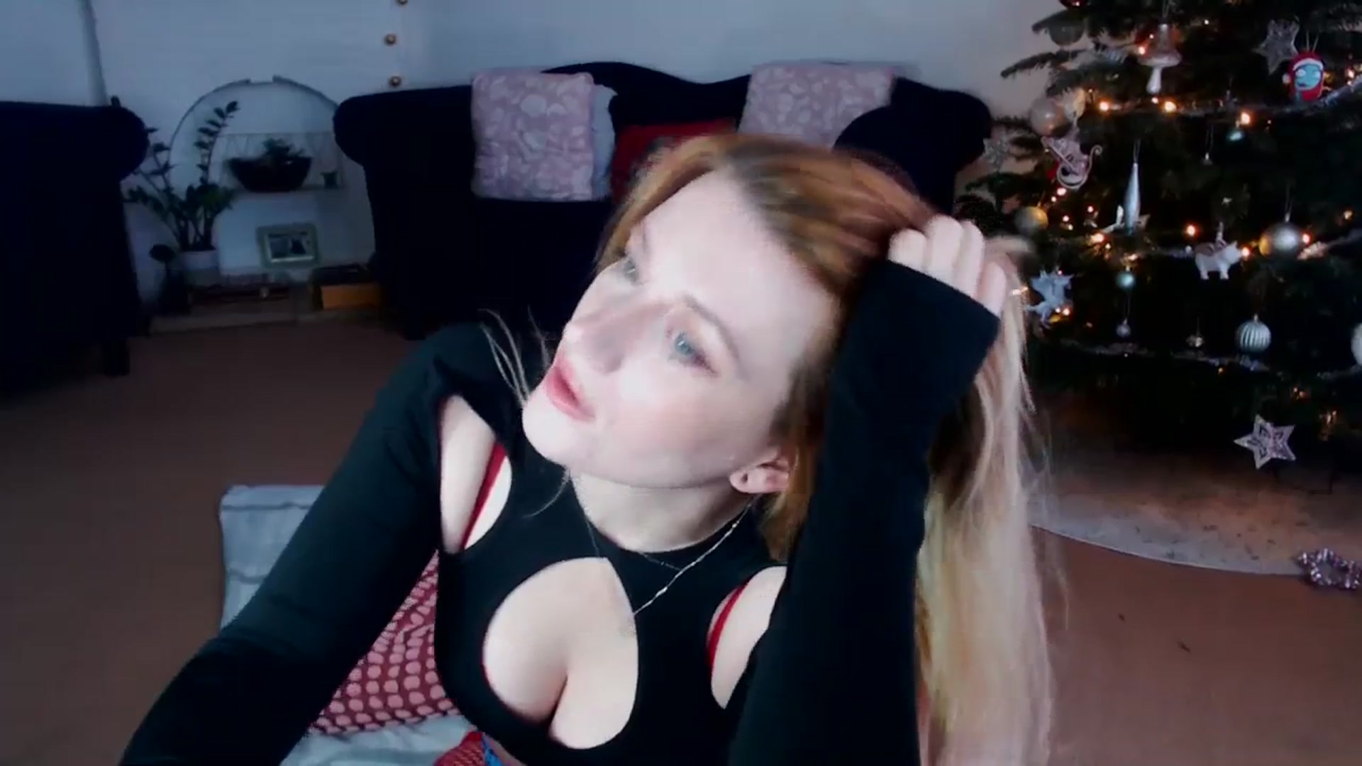 Gallery image thumbnail from DaisyChainedX's myfreecams stream on, 12/13/2023, 12:32 image 2 of 20