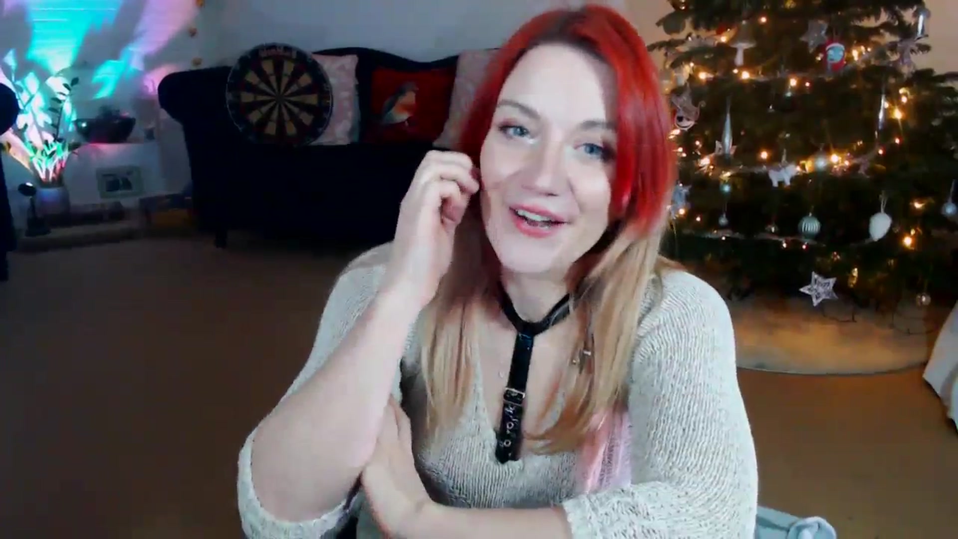 Gallery image thumbnail from DaisyChainedX's myfreecams stream on, 12/14/2023, 19:01 image 7 of 20