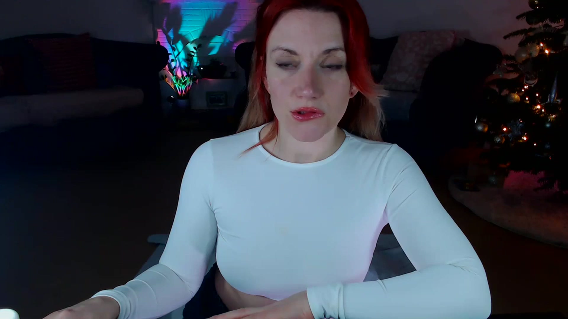 Gallery image thumbnail from DaisyChainedX's myfreecams stream on, 12/15/2023, 19:11 image 5 of 20