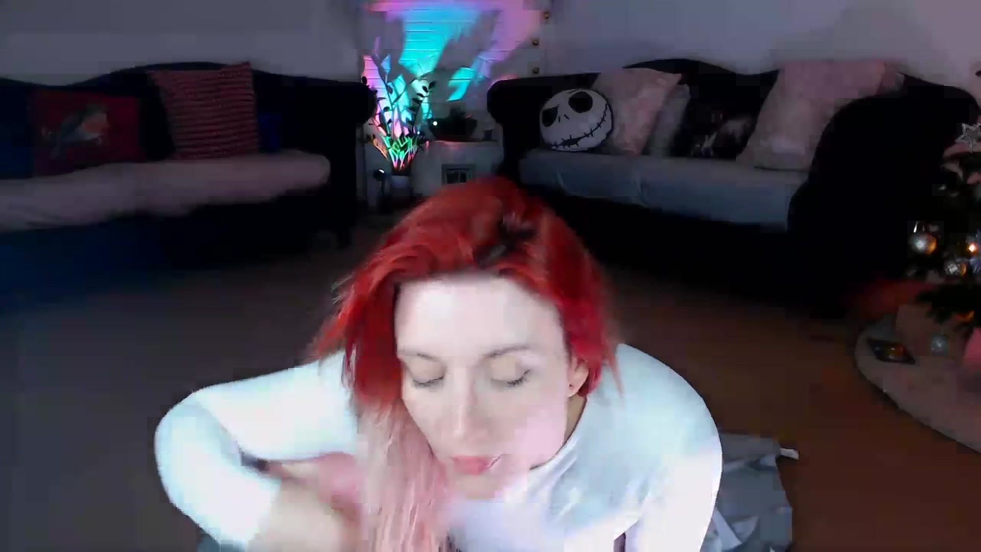Gallery image thumbnail from DaisyChainedX's myfreecams stream on, 12/15/2023, 19:11 image 8 of 20
