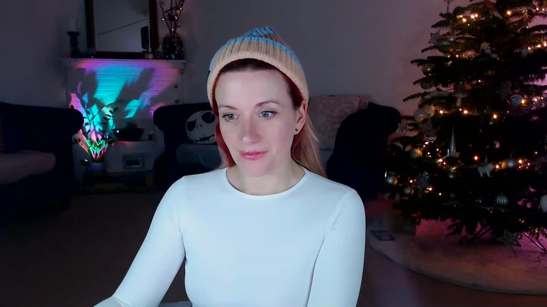 Gallery image thumbnail from DaisyChainedX's myfreecams stream on, 12/15/2023, 19:11 image 12 of 20