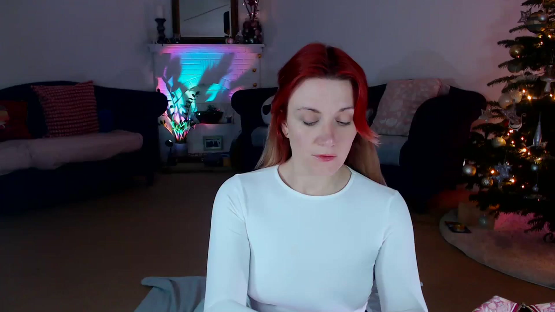 Gallery image thumbnail from DaisyChainedX's myfreecams stream on, 12/15/2023, 19:11 image 1 of 20