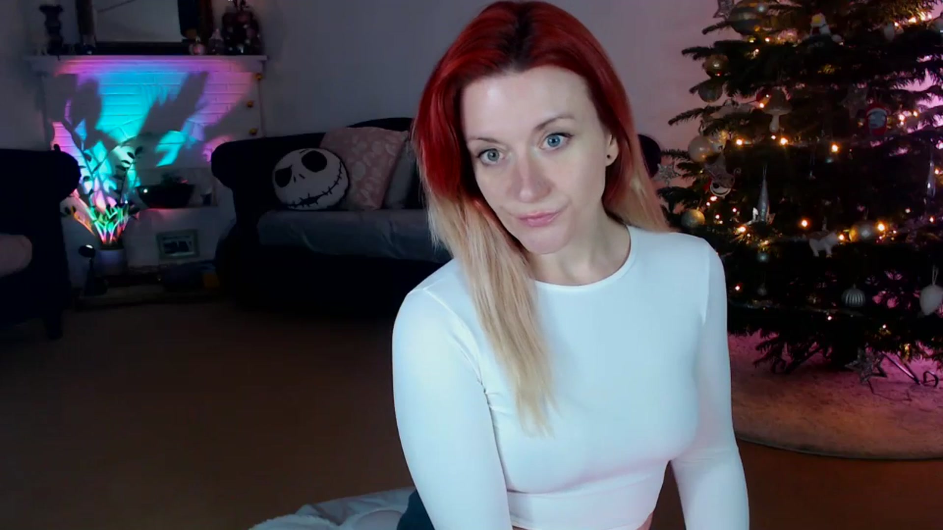 Gallery image thumbnail from DaisyChainedX's myfreecams stream on, 12/15/2023, 20:07 image 8 of 20