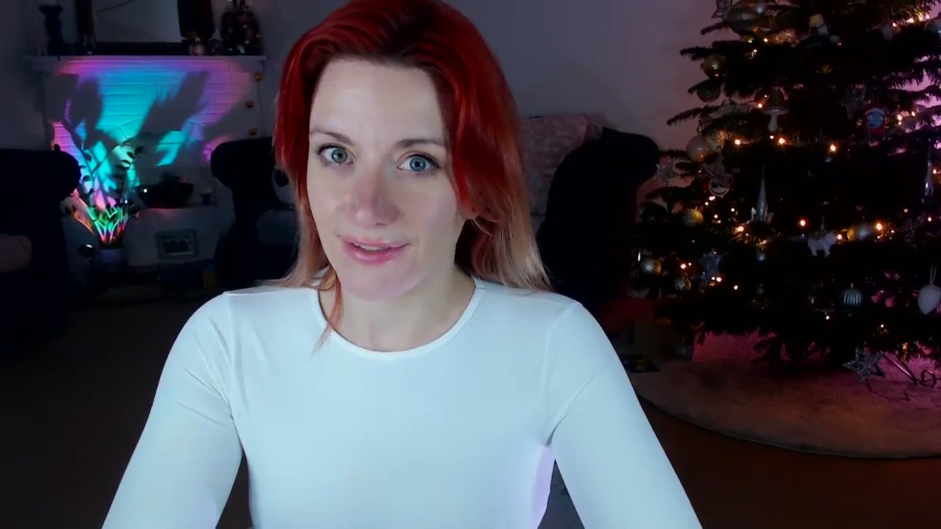 Gallery image thumbnail from DaisyChainedX's myfreecams stream on, 12/15/2023, 20:07 image 6 of 20